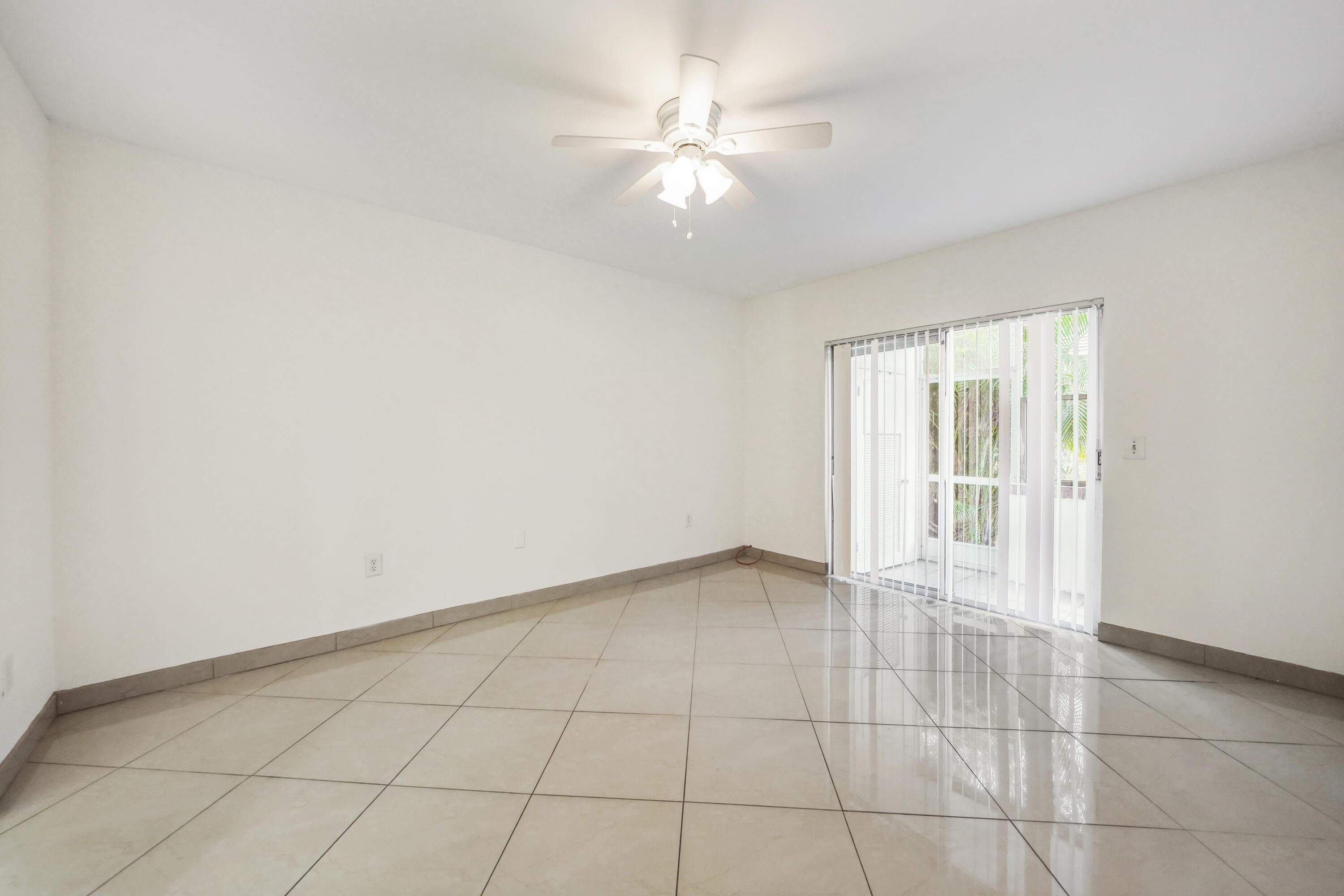 2878 Donnelly Drive 106, Lake Worth, FL 33462 11