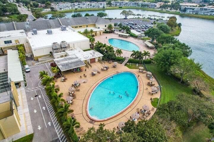 2 Golfs Edge D, West Palm Beach, FL 33417 20