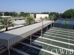 2 Golfs Edge D, West Palm Beach, FL 33417 28