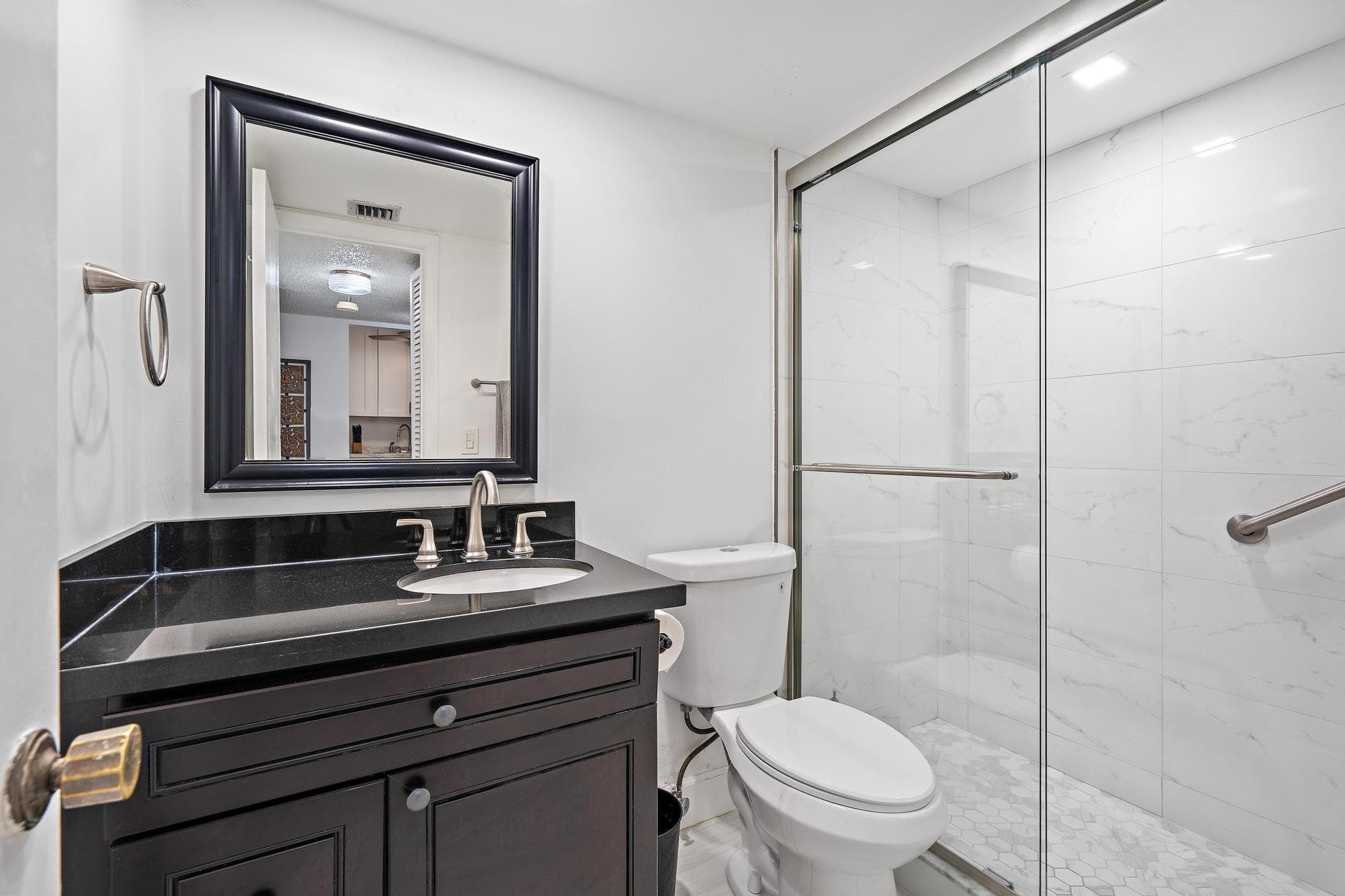 1516 S Lakeside Drive 207, Lake Worth Beach, FL 33460 3