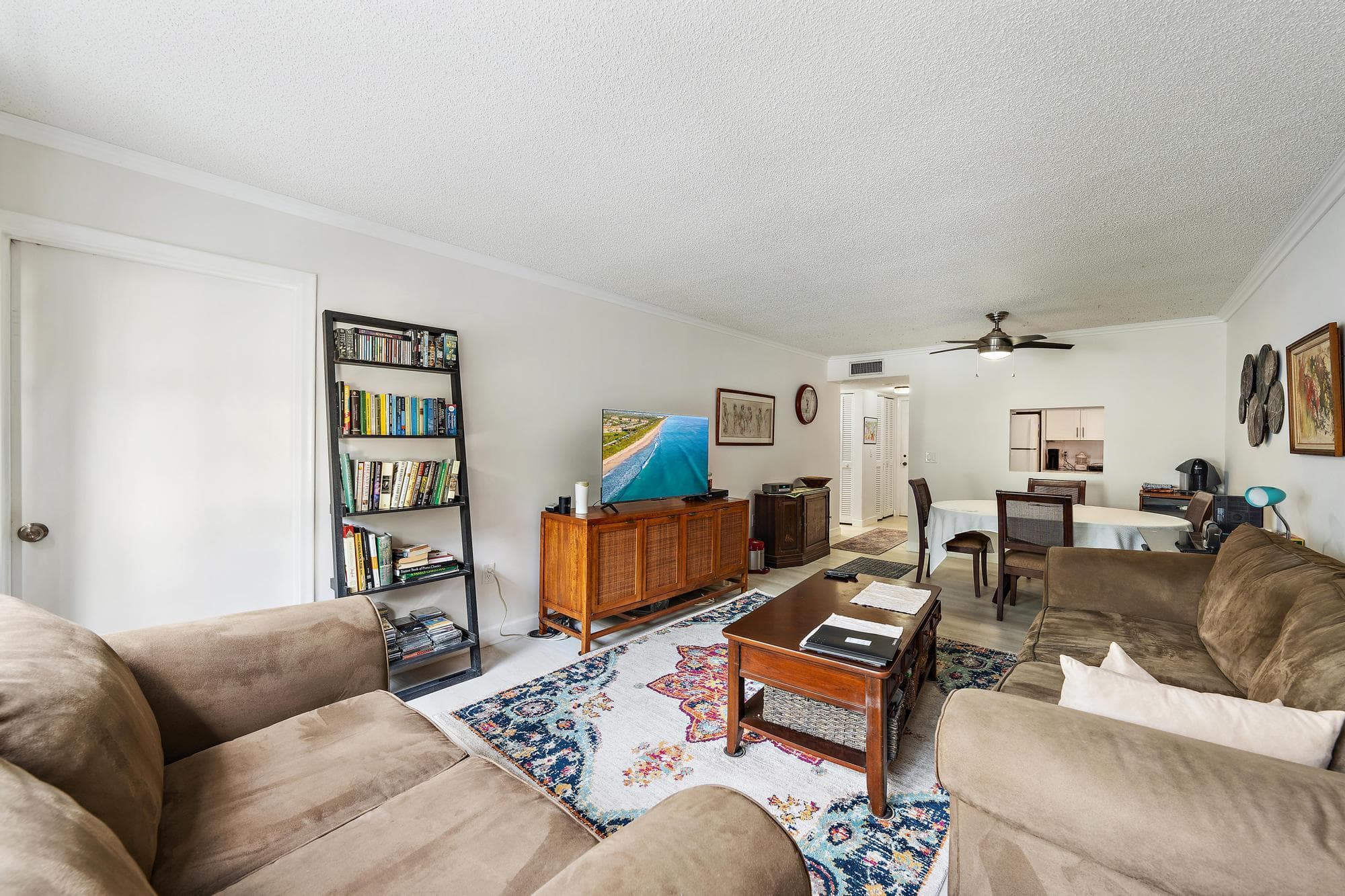 1516 S Lakeside Drive 207, Lake Worth Beach, FL 33460 2