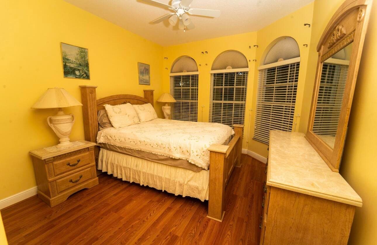 8601 Via Grande E, Wellington, FL 33411 8