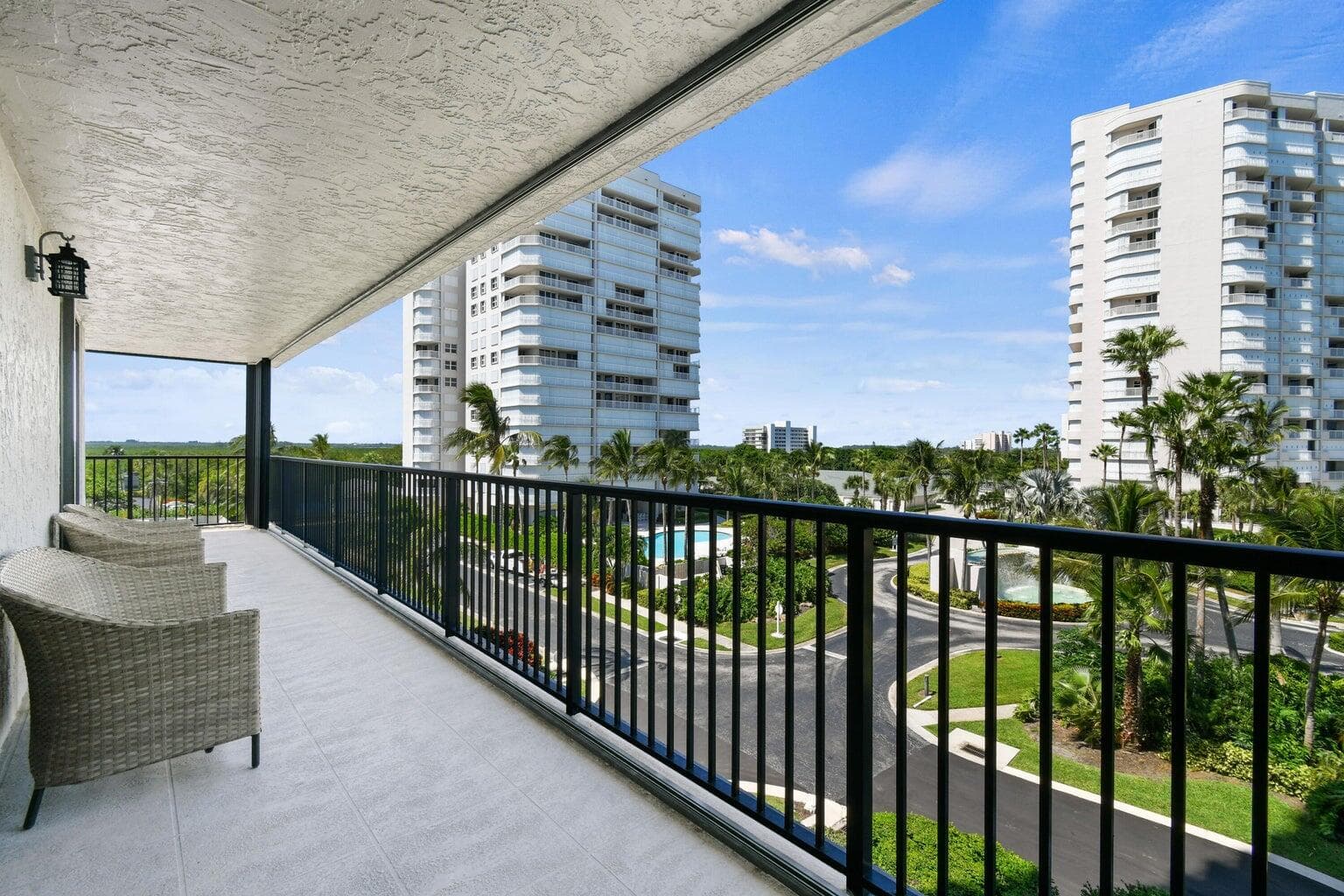 5047 N Highway A1a 404, Hutchinson Island, FL 34949 7