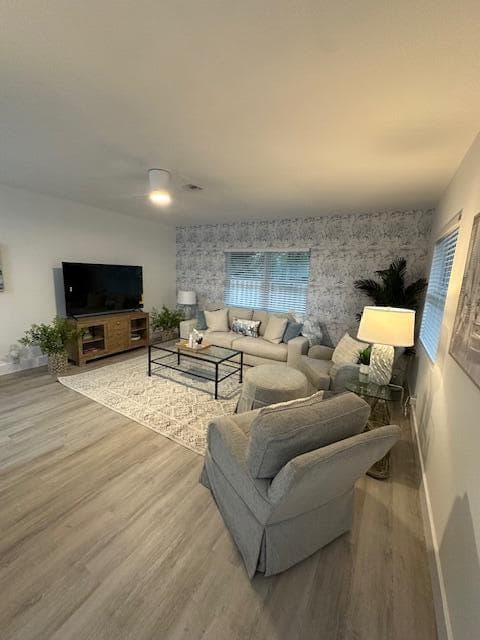 522 Eastwind Drive, North Palm Beach, FL 33408 3
