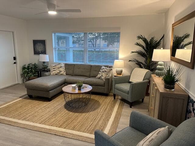 526 Eastwind Drive 526, North Palm Beach, FL 33408