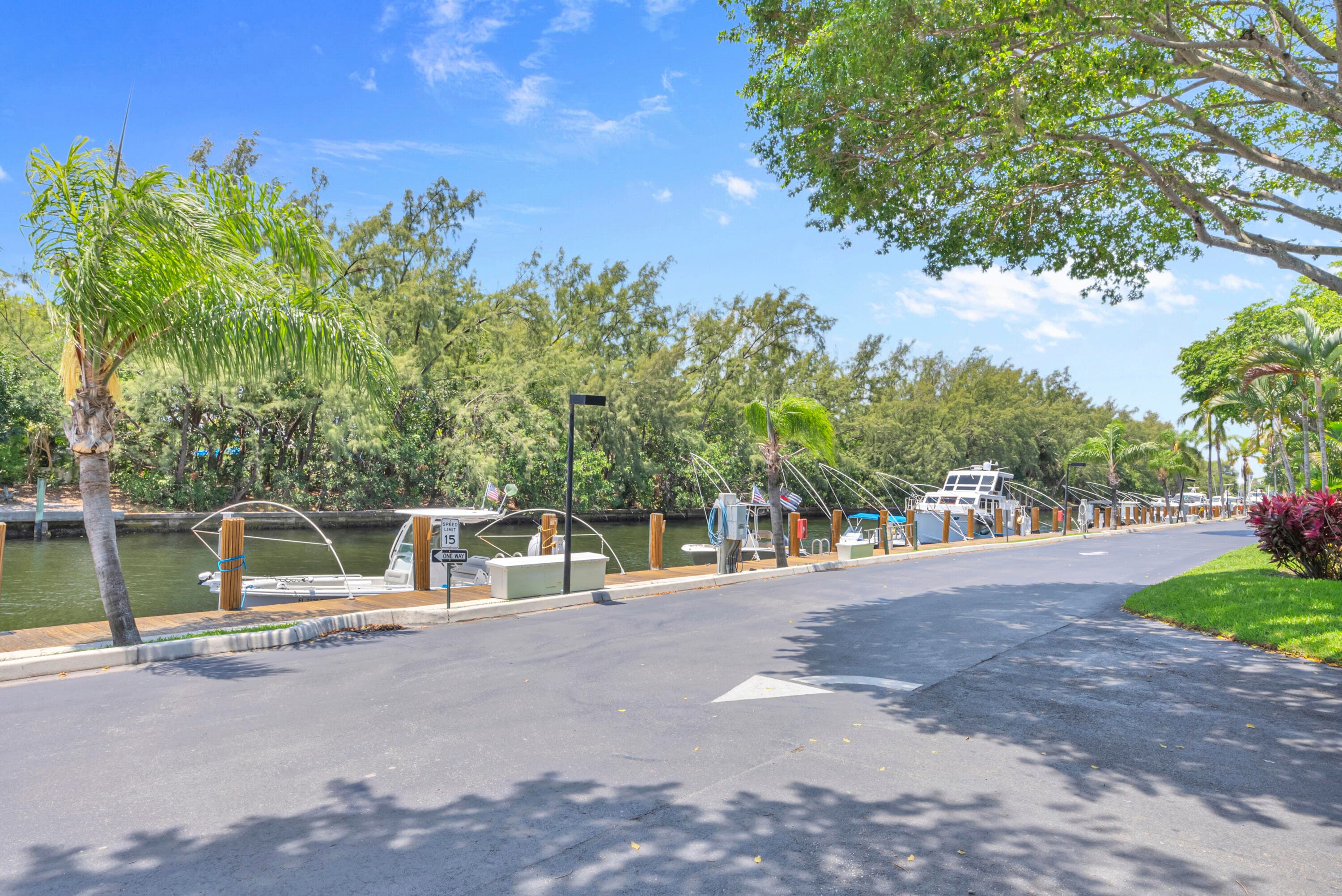 6487 Bay Club Drive 4, Fort Lauderdale, FL 33308 32