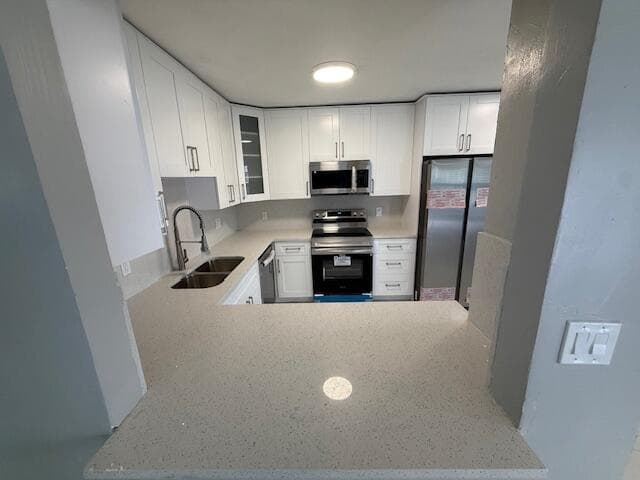 810 Lake Shore Drive 19, Lake Park, FL 33403 4