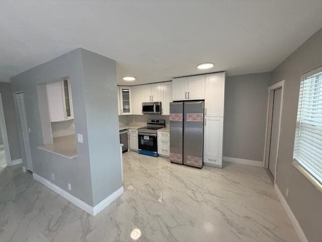 810 Lake Shore Drive 19, Lake Park, FL 33403 5