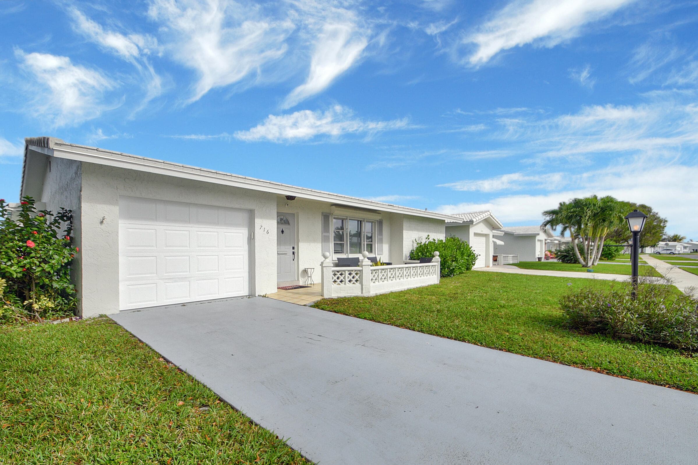 716 SW 18th Street, Boynton Beach, FL 33426 32