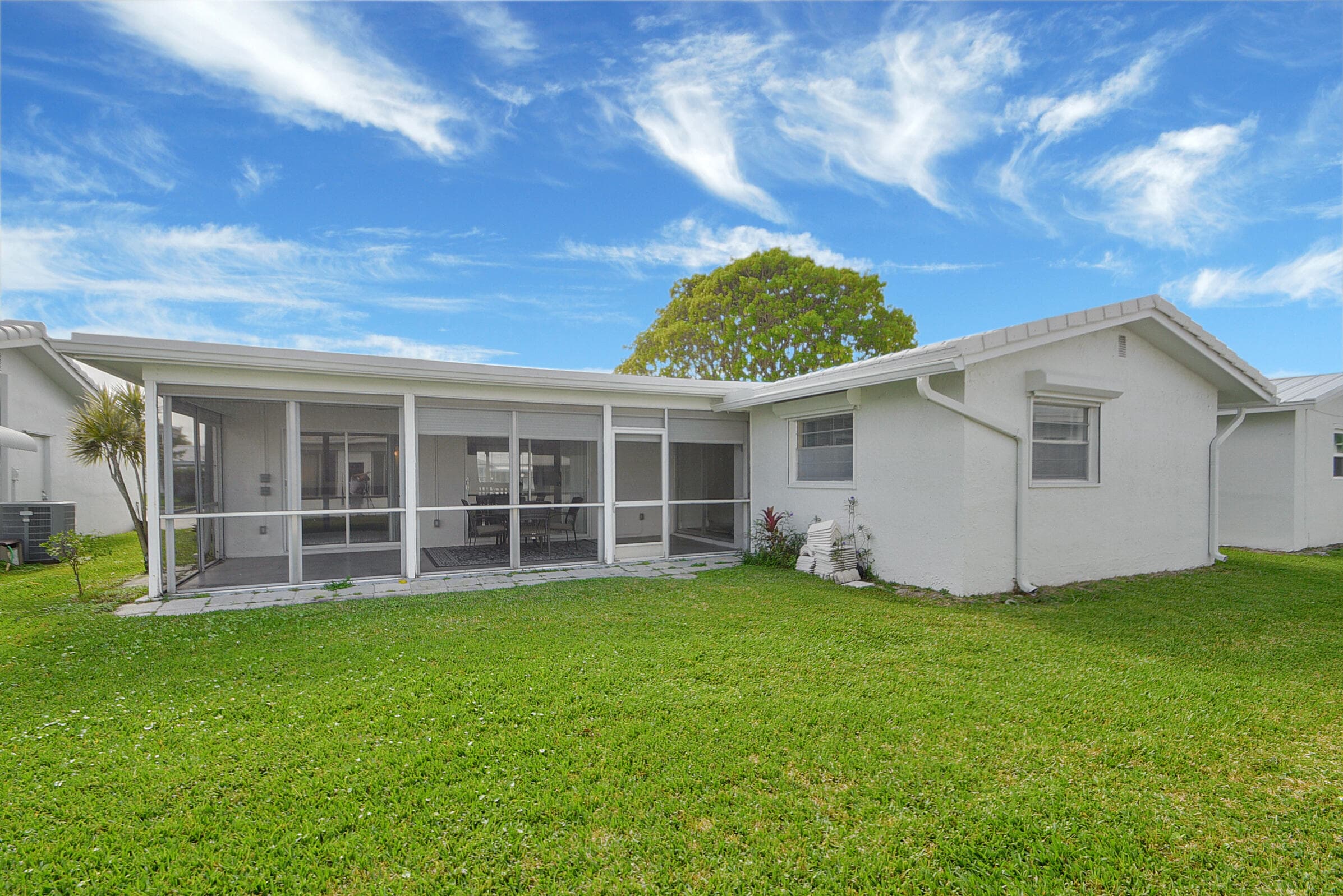716 SW 18th Street, Boynton Beach, FL 33426 58