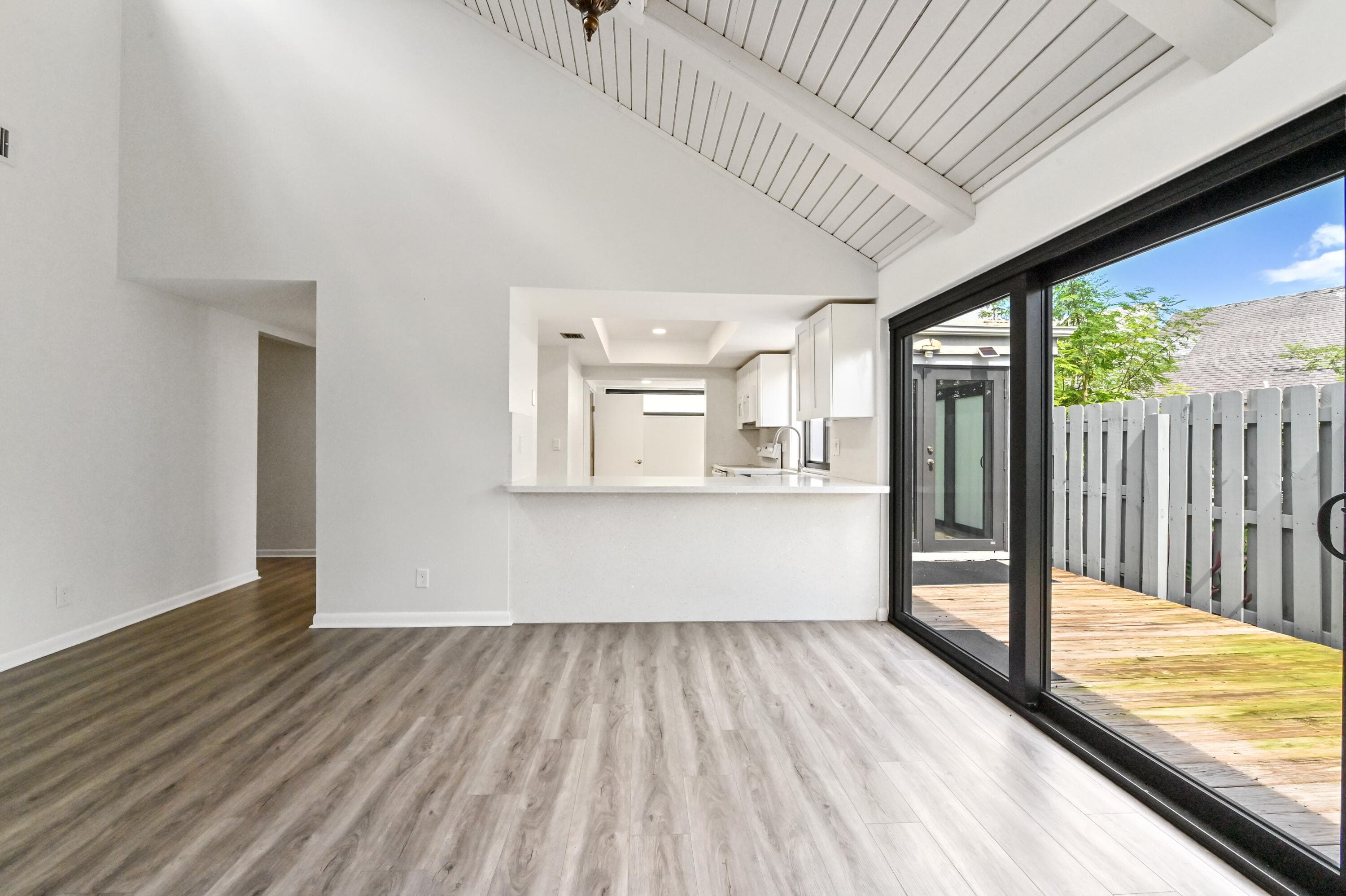 271 NW 15th Street, Boca Raton, FL 33432 12