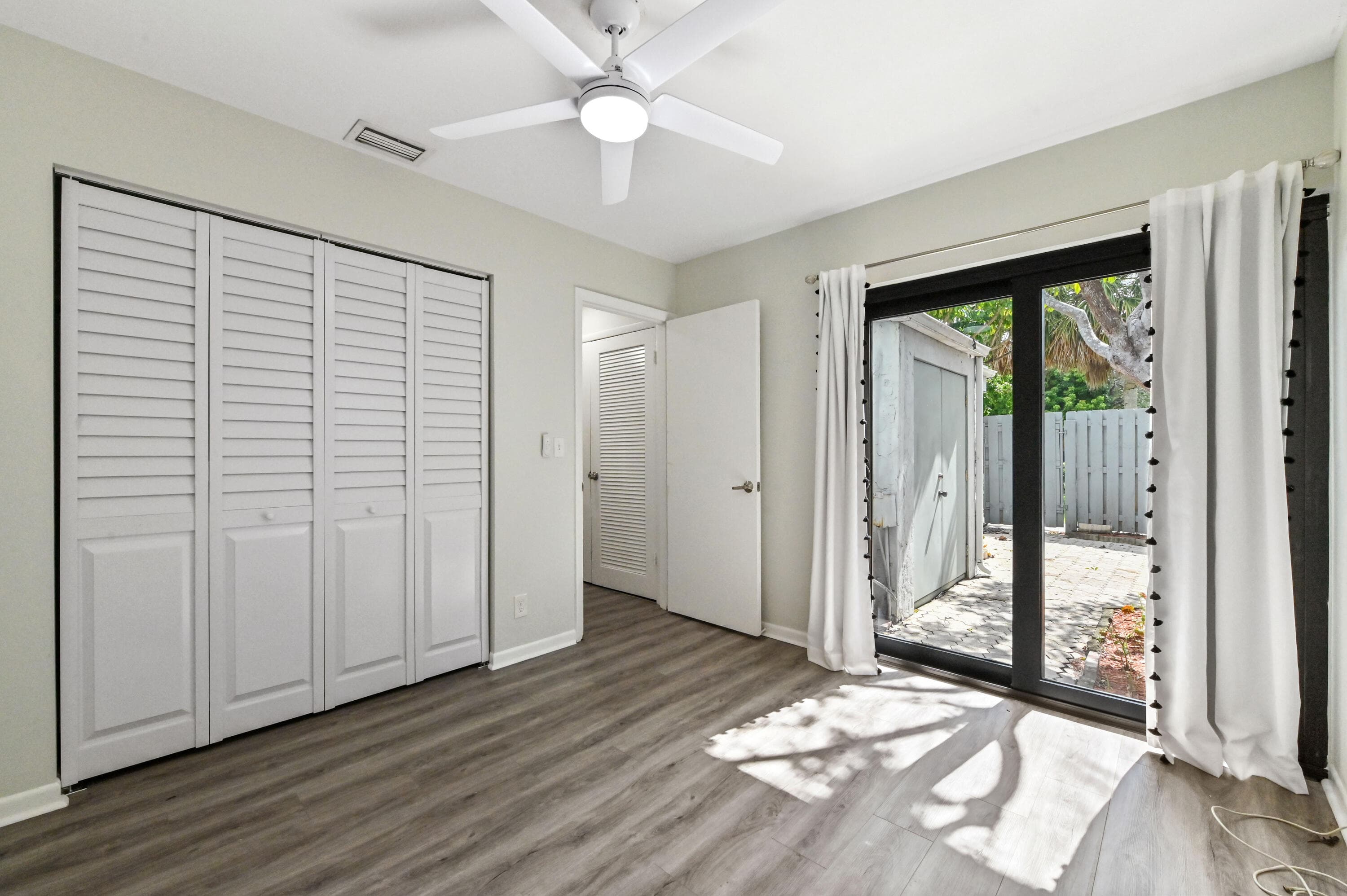 271 NW 15th Street, Boca Raton, FL 33432 25