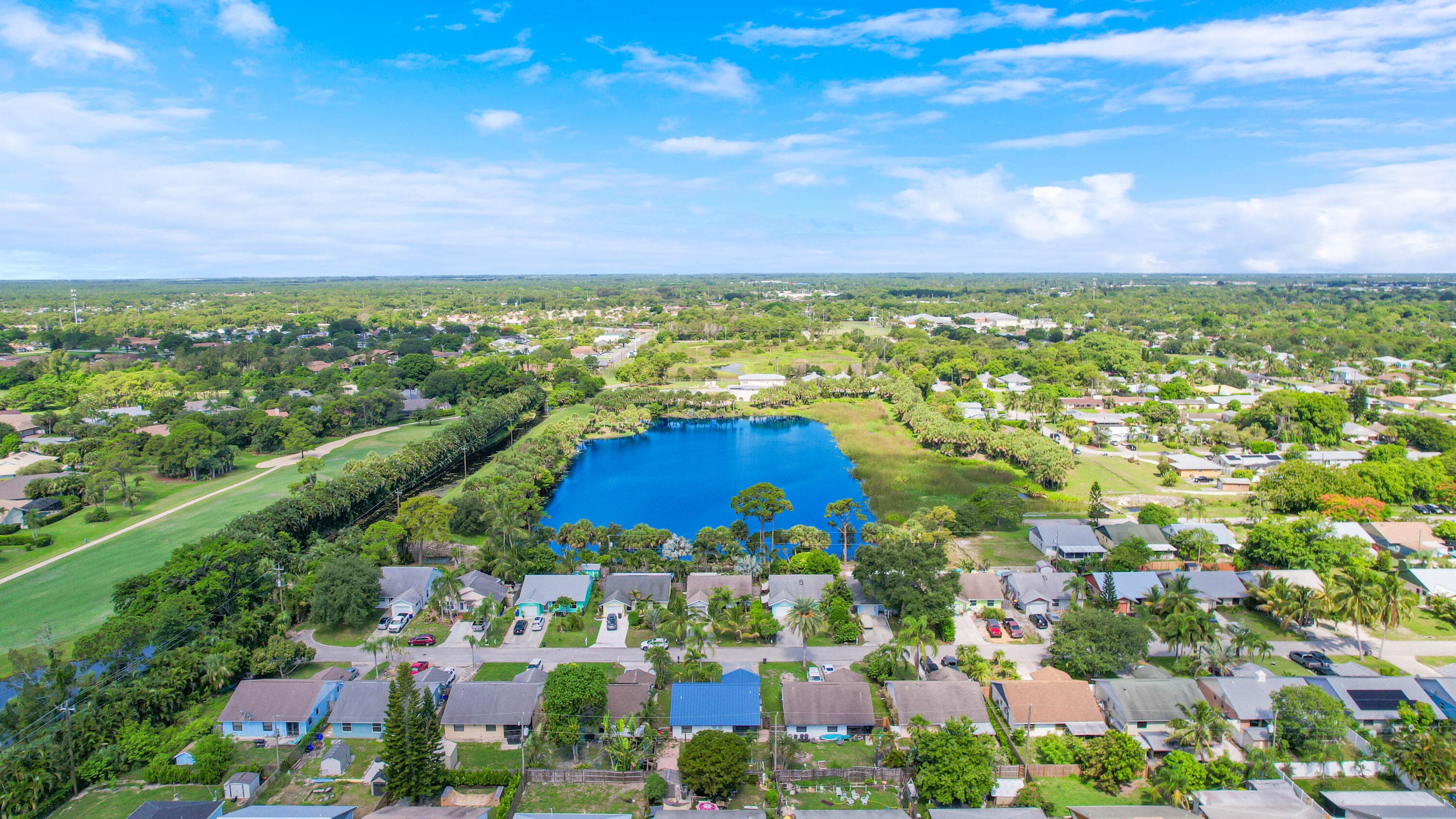 5929 SE Collins Avenue, Stuart, FL 34997 35