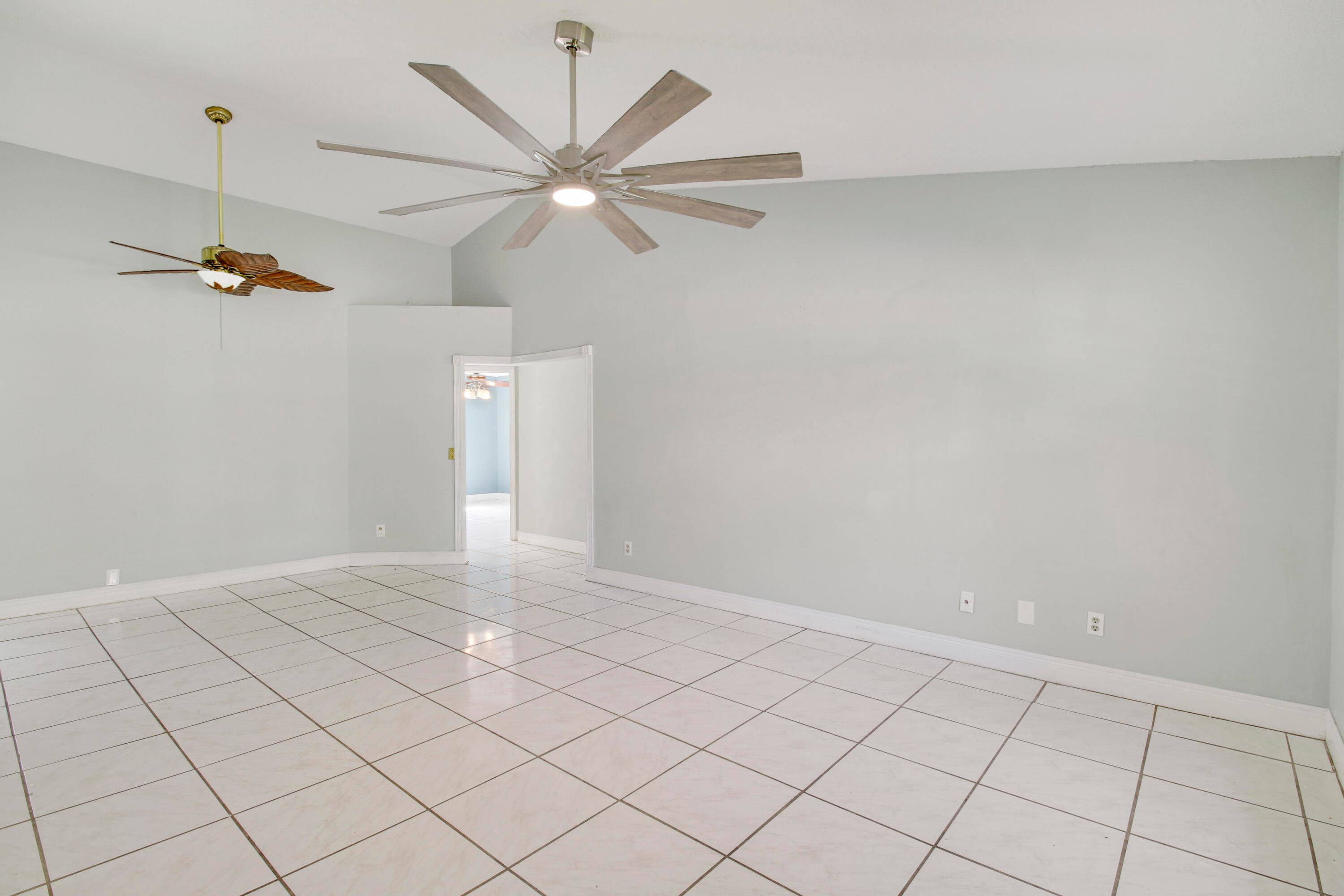 5929 SE Collins Avenue, Stuart, FL 34997 10