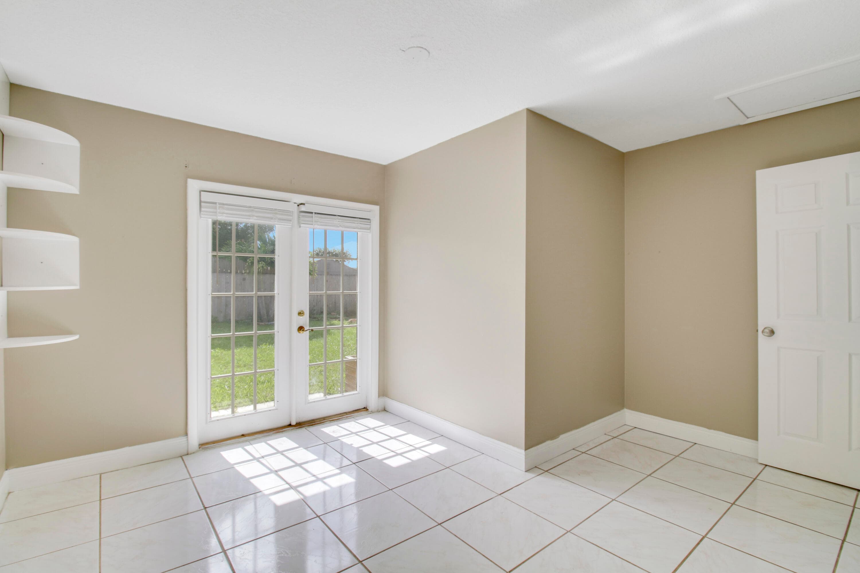5929 SE Collins Avenue, Stuart, FL 34997 18