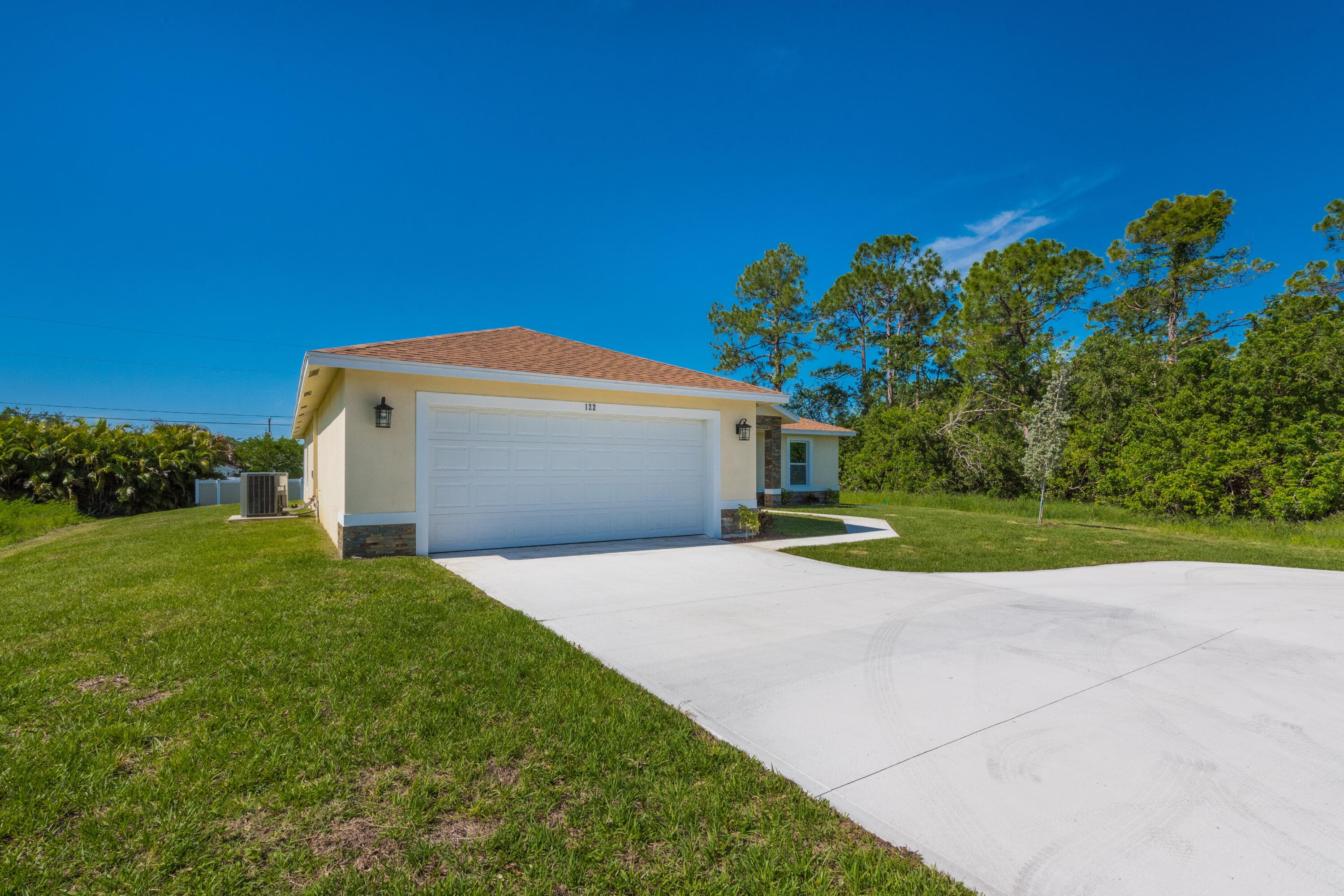 122 SW Becker Road, Port St. Lucie, FL 34953 2