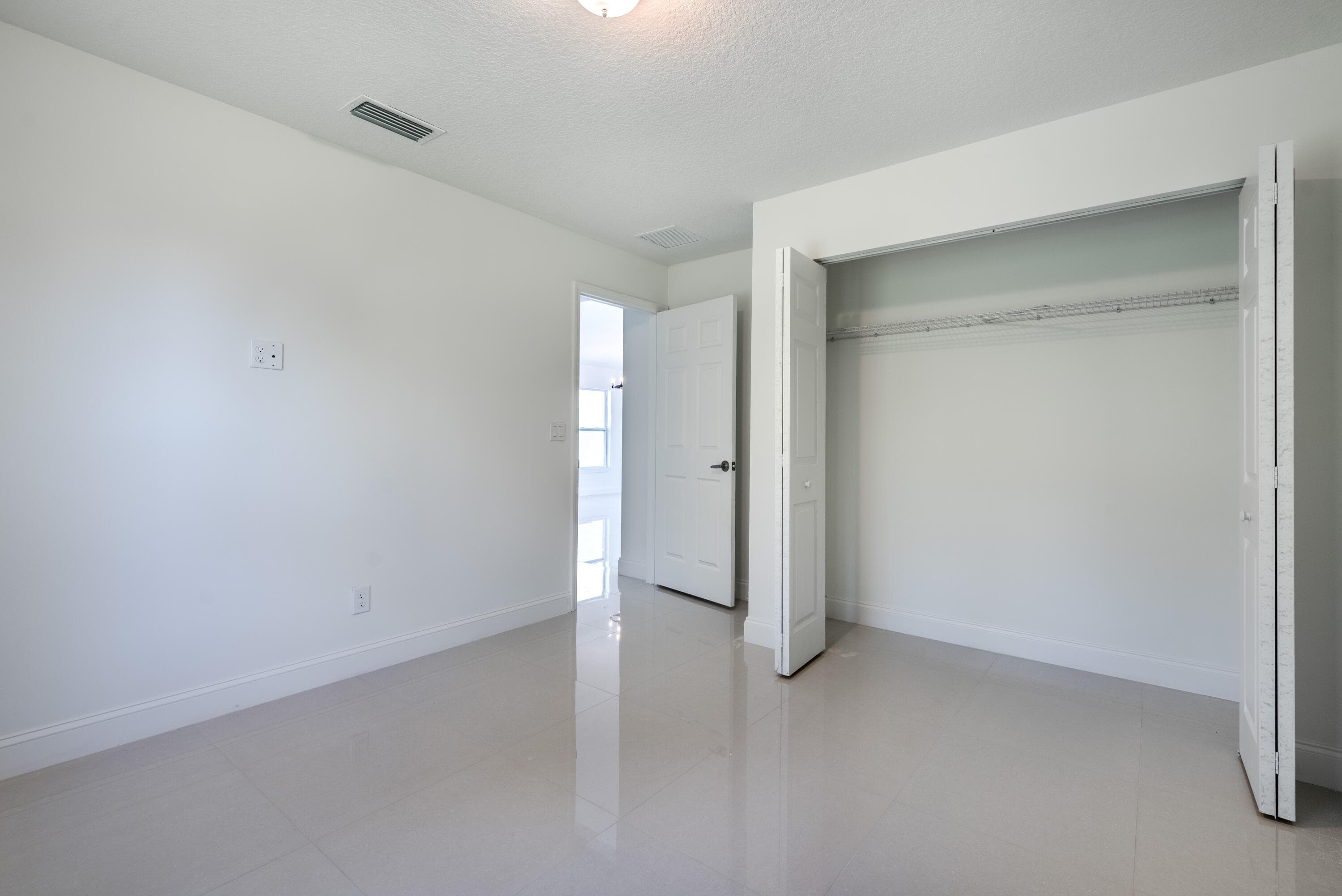 122 SW Becker Road, Port St. Lucie, FL 34953 25