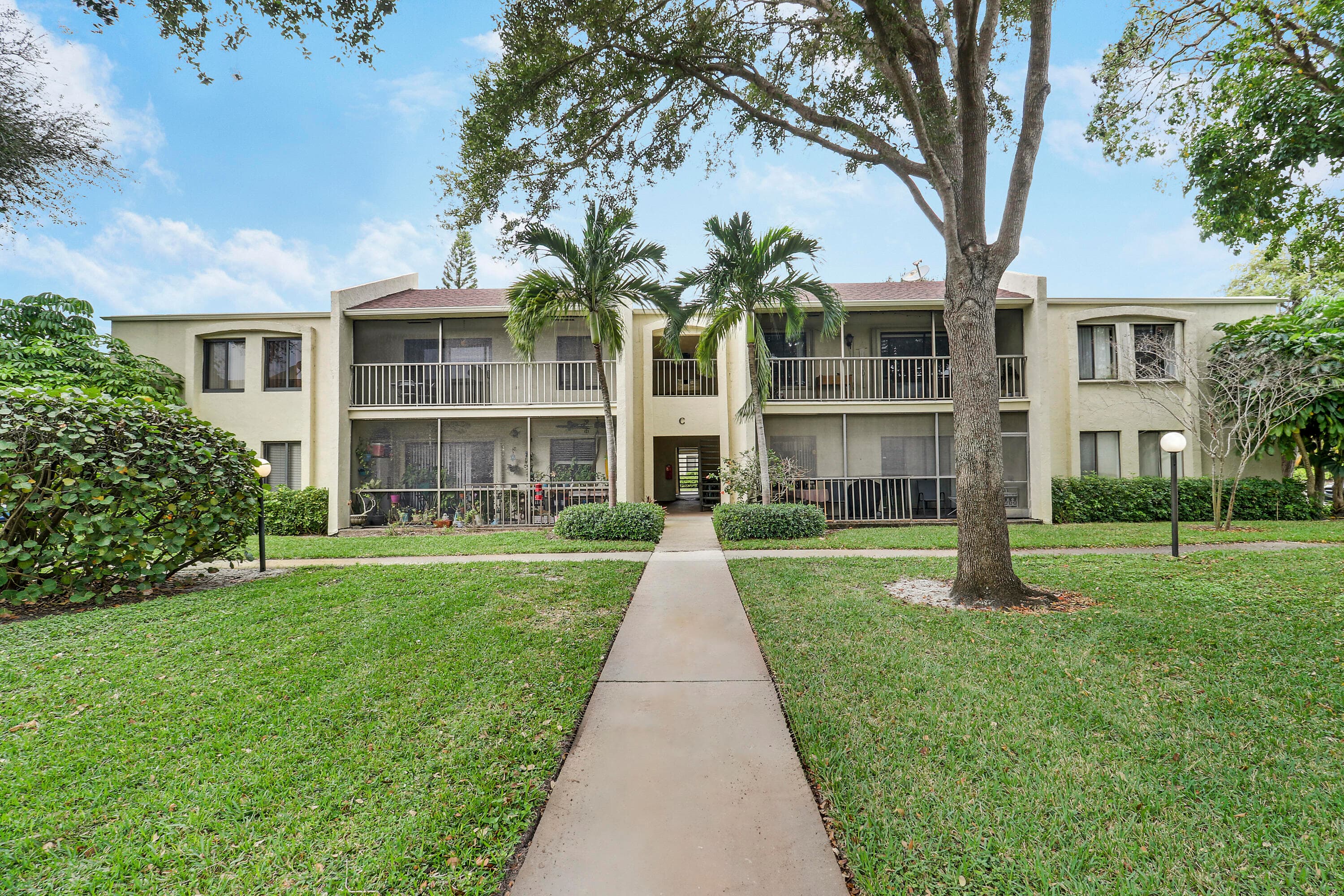 150 Pineview Road C4, Jupiter, FL 33469 2