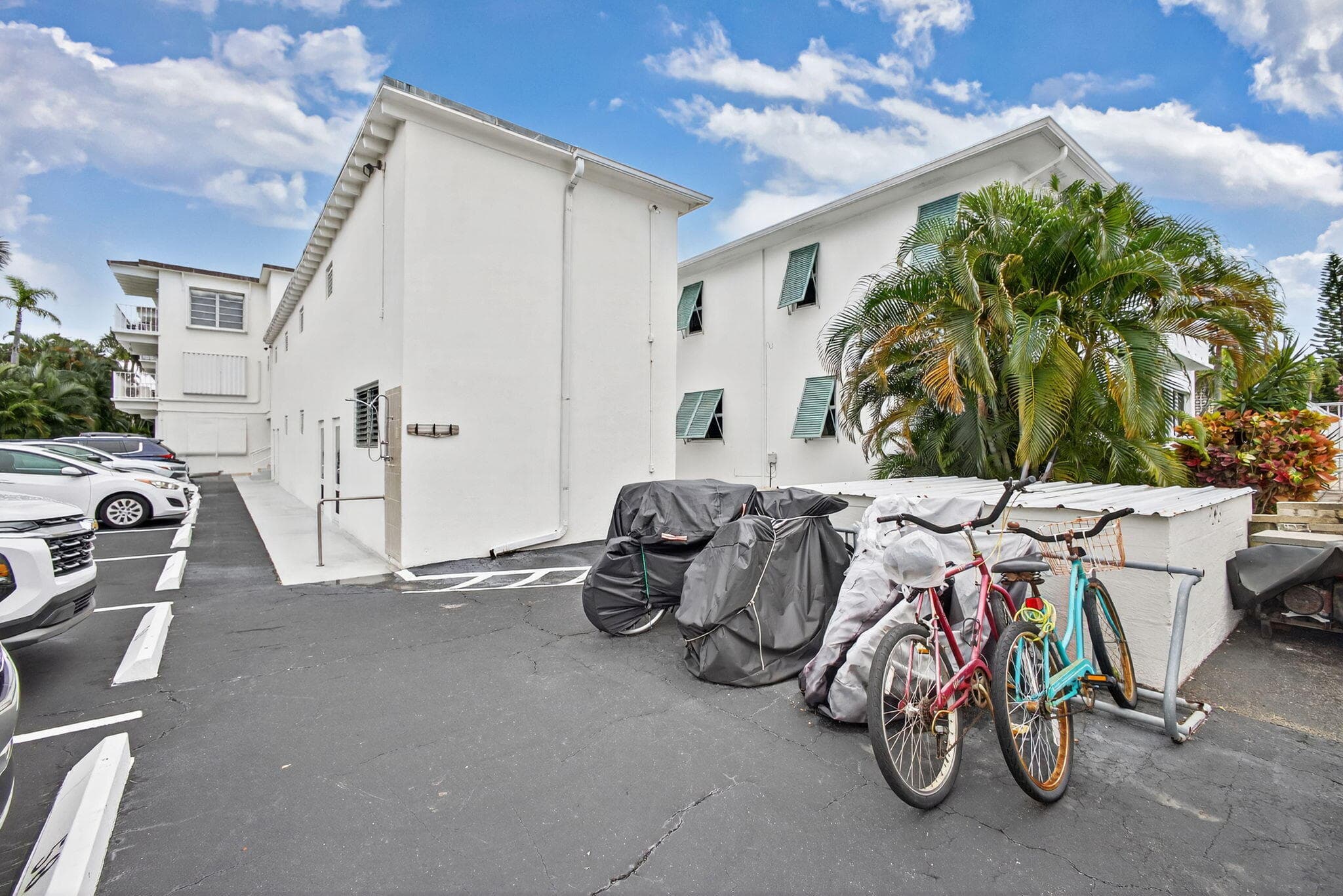 4001 S Ocean Boulevard 315, South Palm Beach, FL 33480 23