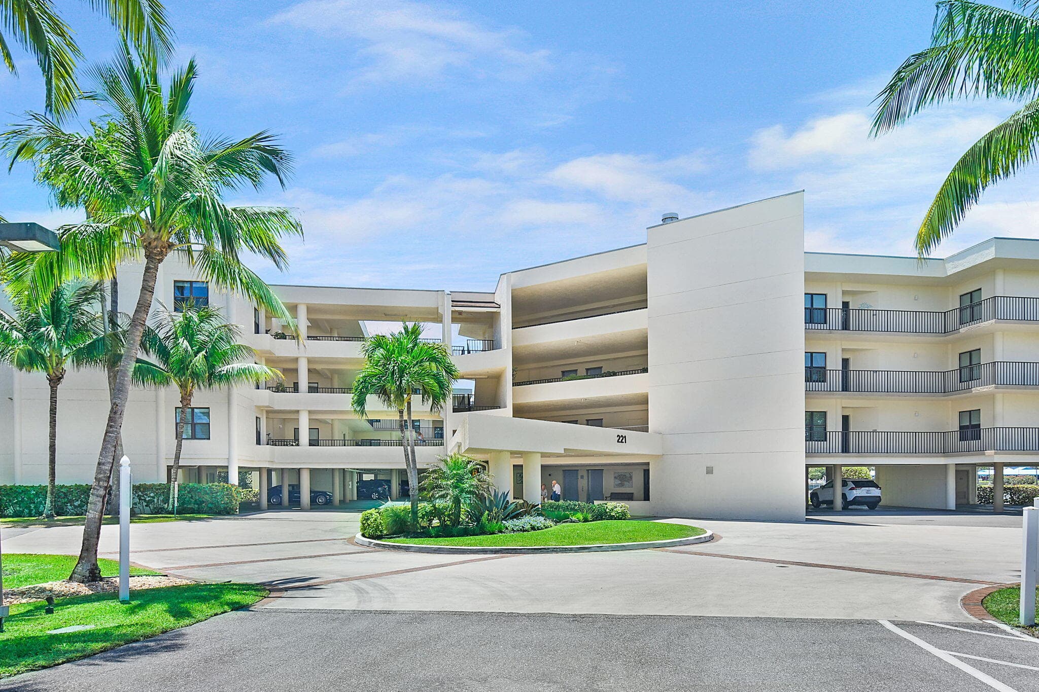 221 NE Plantation Road 211, Stuart, FL 34996 25