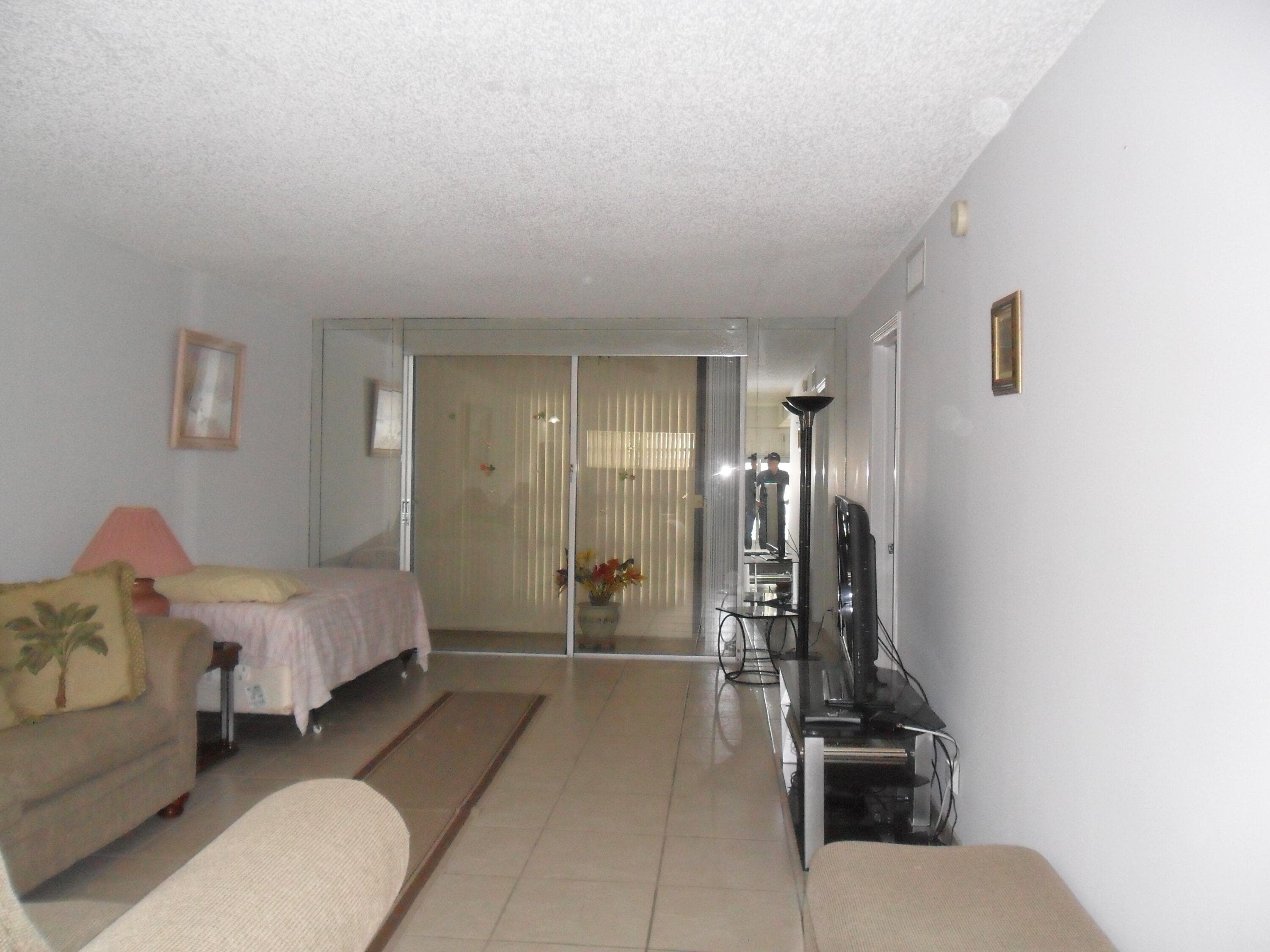 681 S Hollybrook Drive 105, Pembroke Pines, FL 33025 13