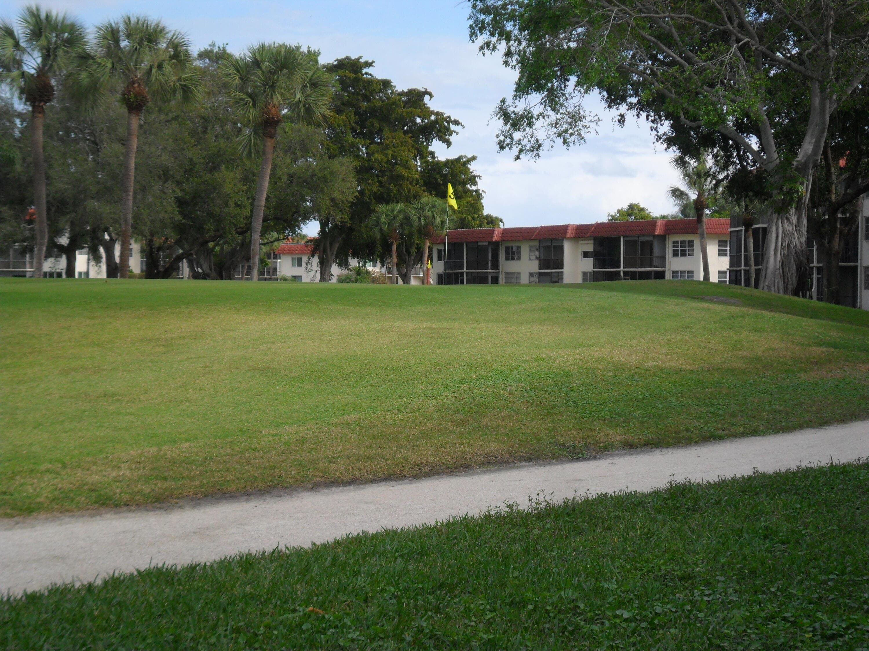 681 S Hollybrook Drive 105, Pembroke Pines, FL 33025 34
