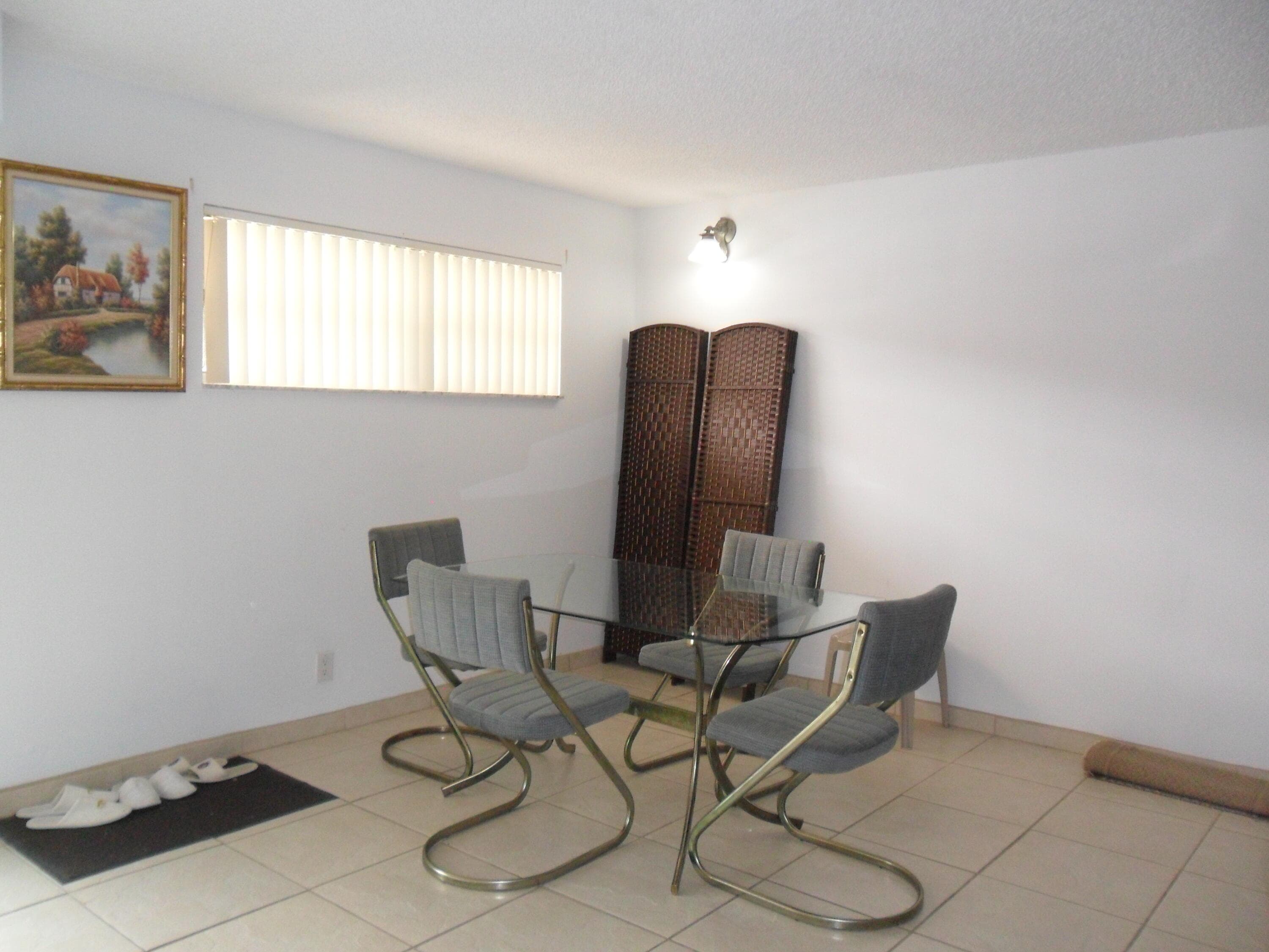 681 S Hollybrook Drive 105, Pembroke Pines, FL 33025 17