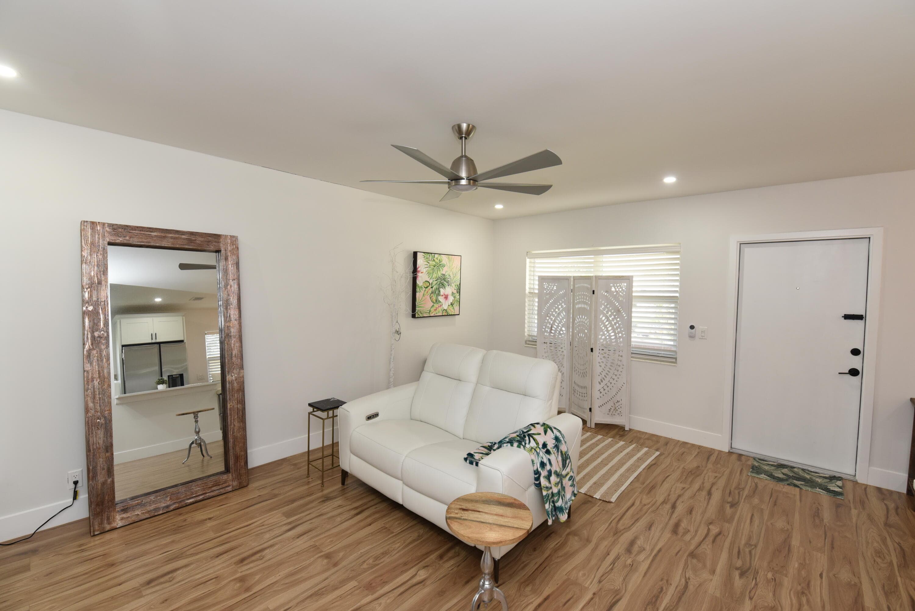 112 Salisbury E, West Palm Beach, FL 33417 7