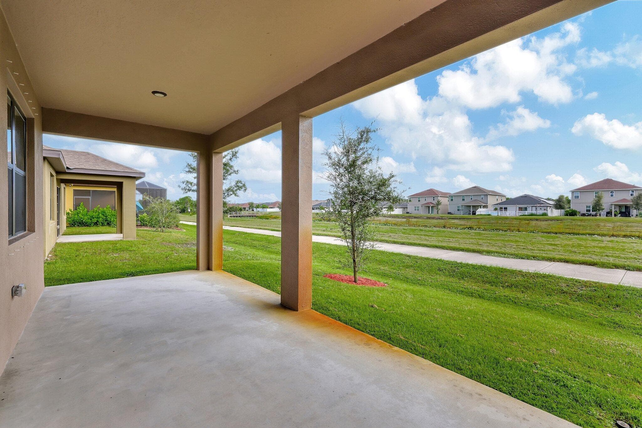 6343 NW Regent Street, Port St. Lucie, FL 34983 36