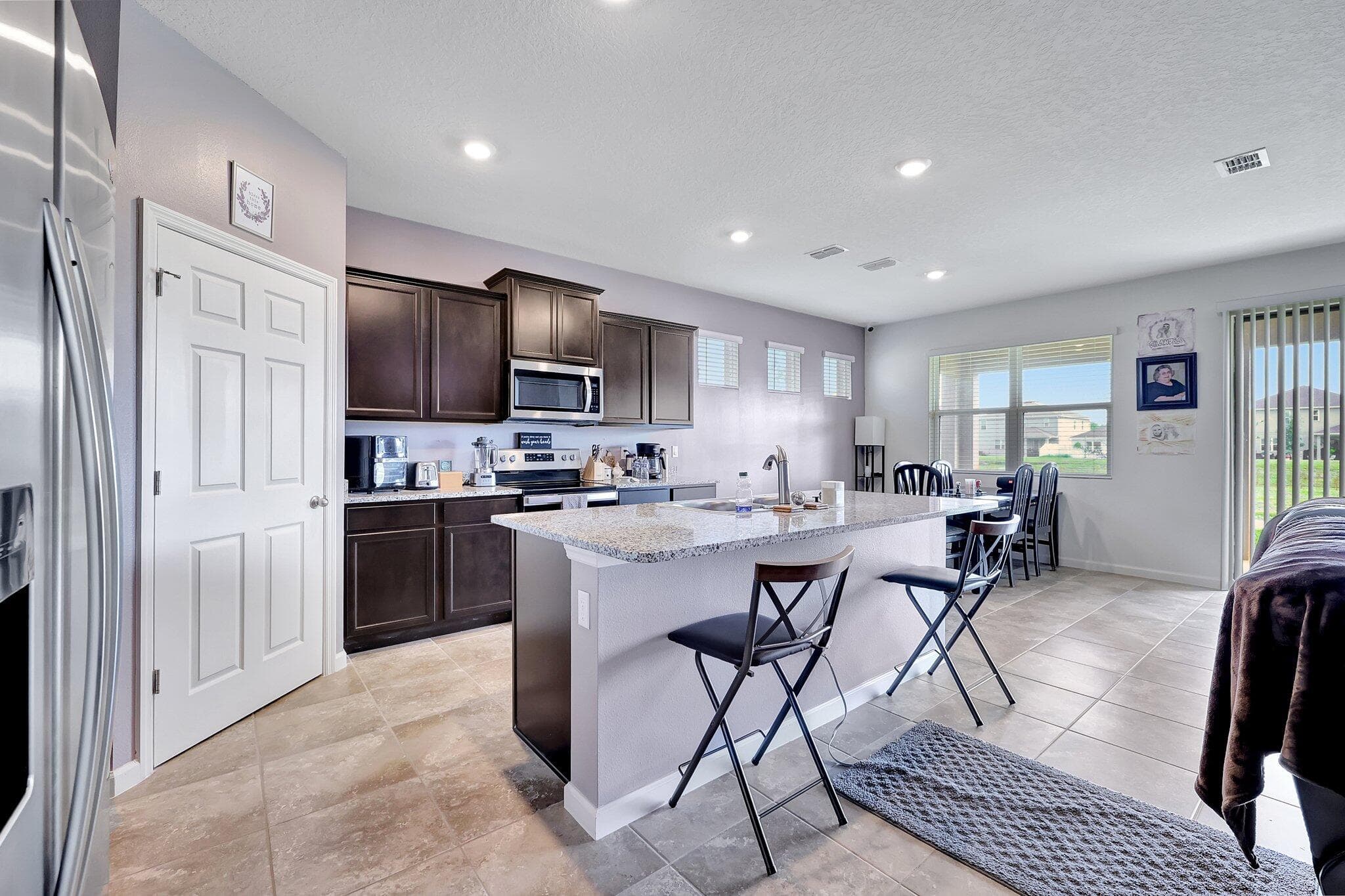 6343 NW Regent Street, Port St. Lucie, FL 34983 8