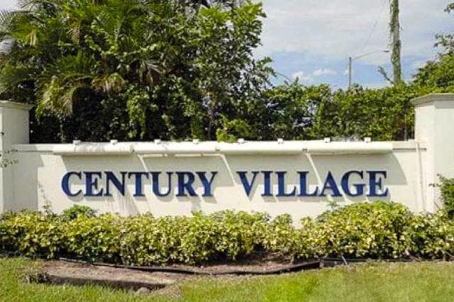 112 Salisbury E, West Palm Beach, FL 33417 21