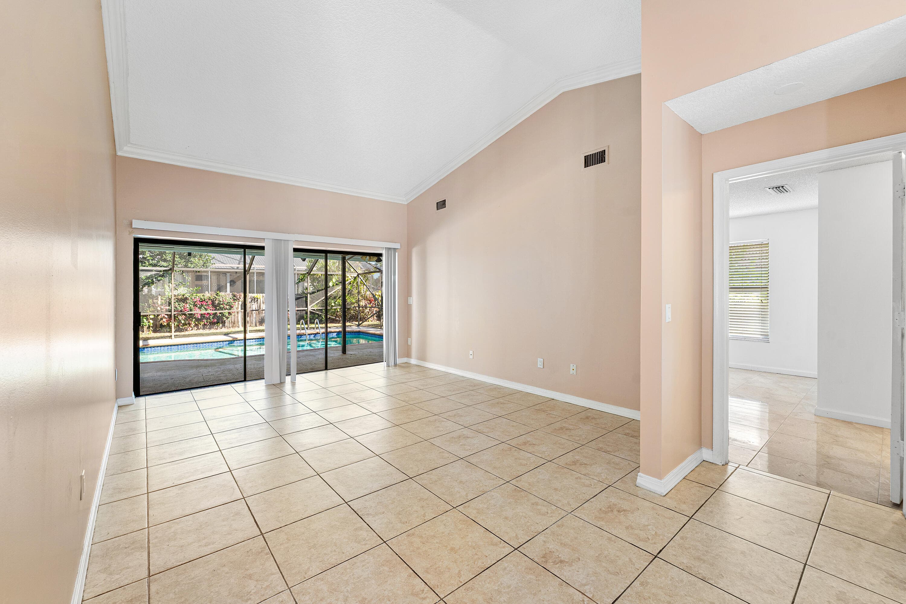 2057 Amesbury Circle, Wellington, FL 33414 6