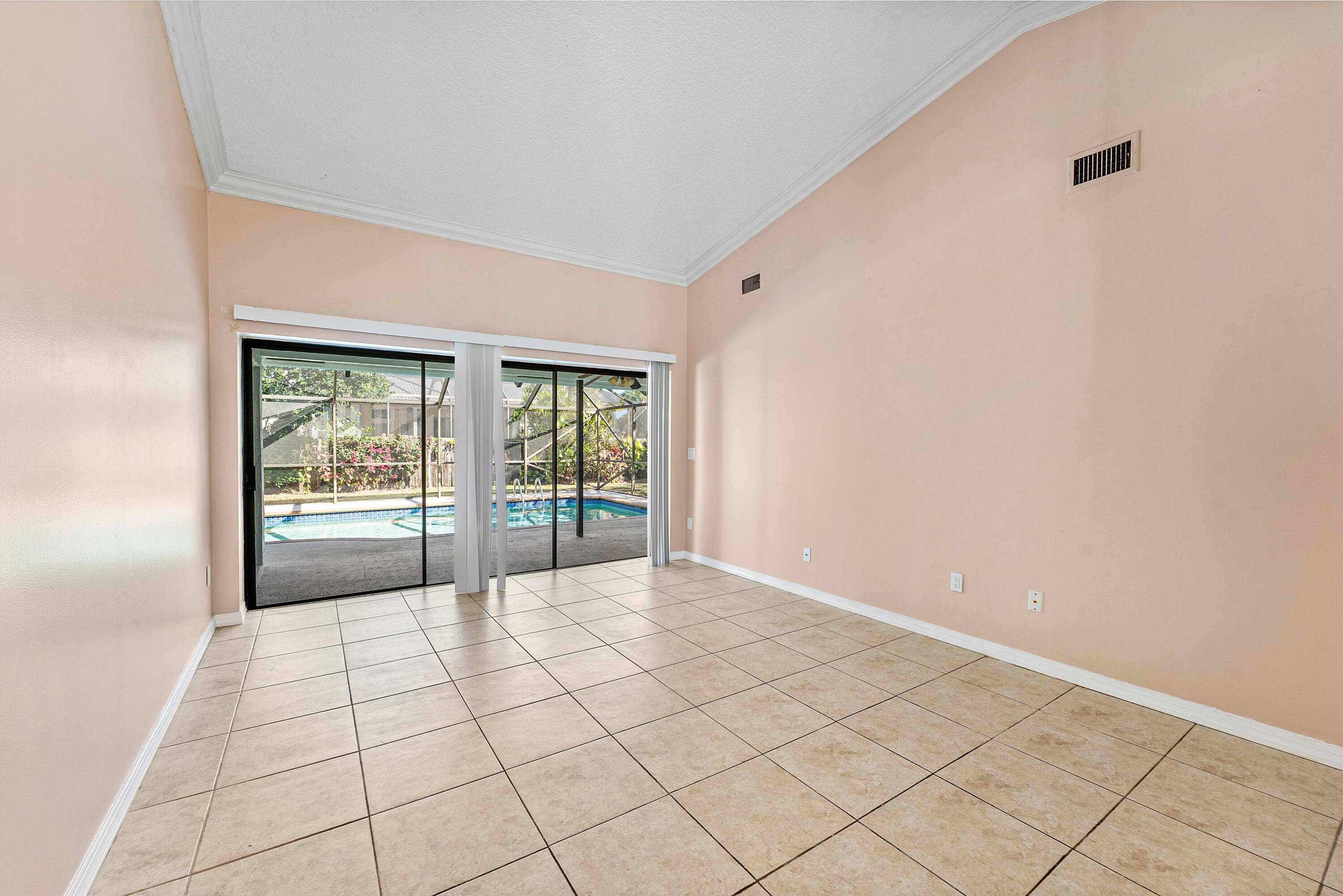 2057 Amesbury Circle, Wellington, FL 33414 7