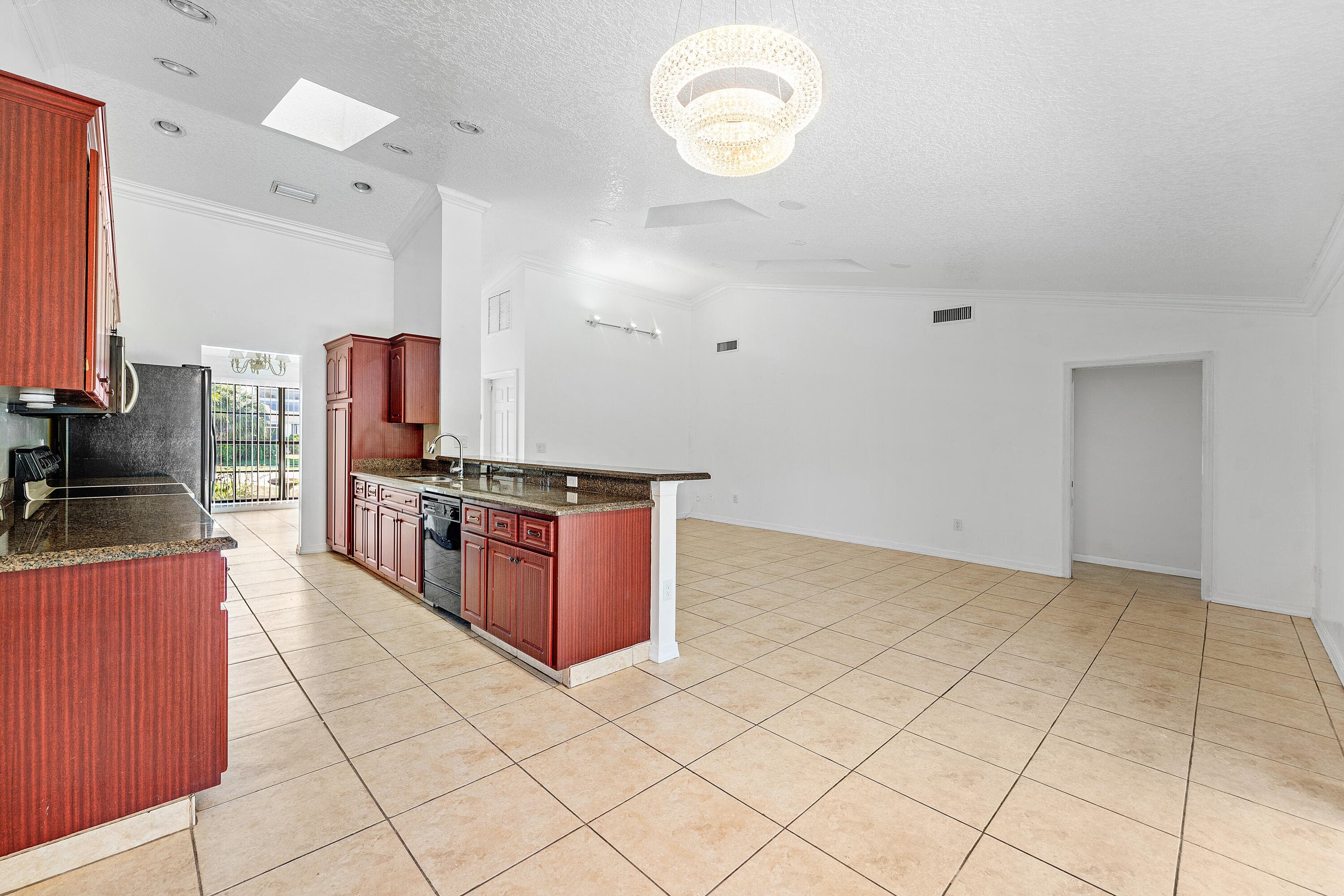 2057 Amesbury Circle, Wellington, FL 33414 12