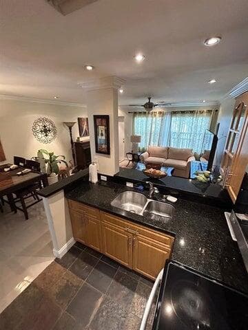 9141 Sunrise Lakes Boulevard 208, Sunrise, FL 33322 5
