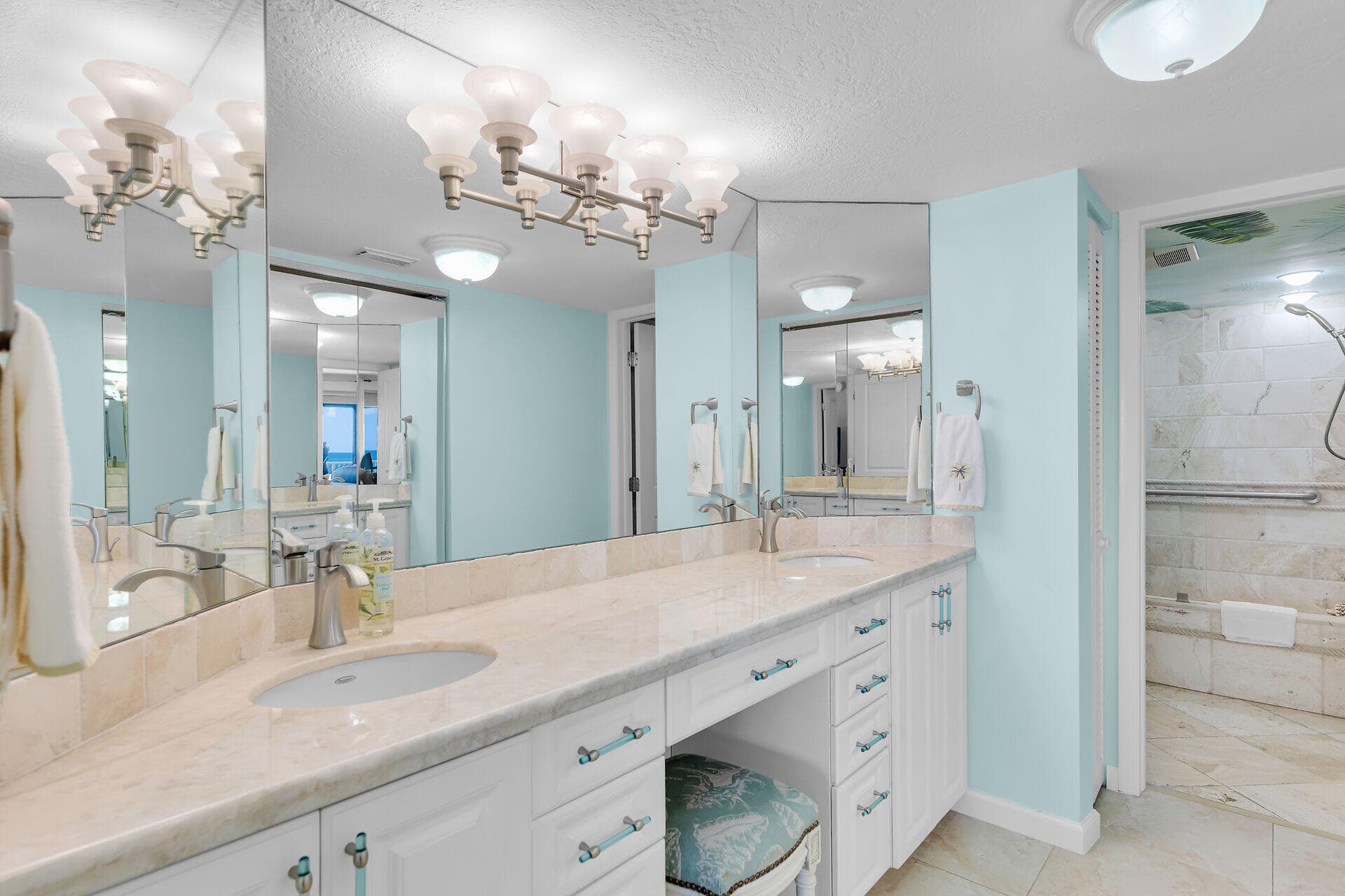 1133 W Ocean Drive 17, Key Colony Beach, FL 33050 22