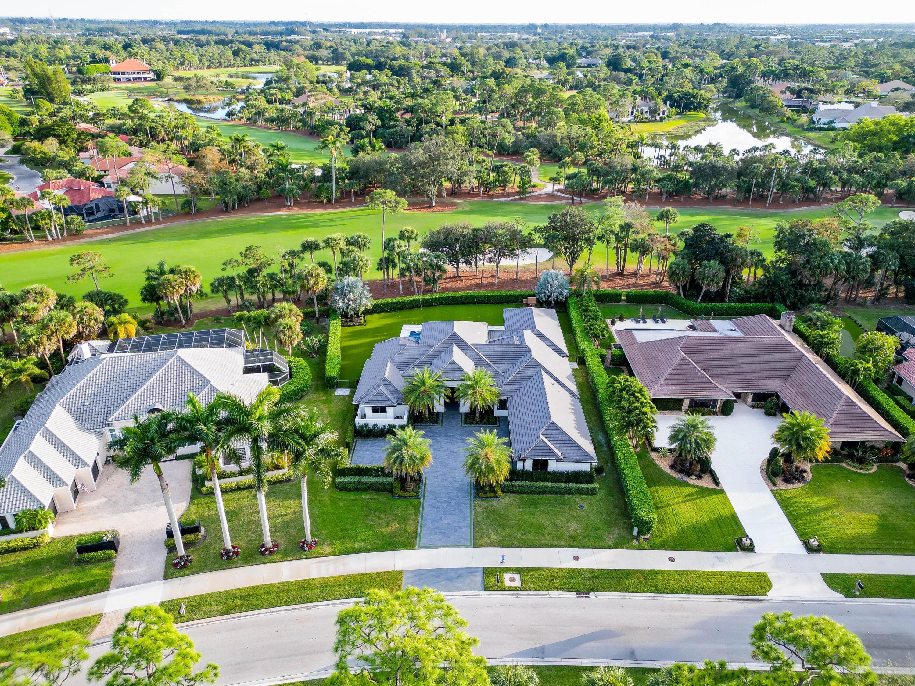 1768 Breakers West Boulevard W, West Palm Beach, FL 33411 35
