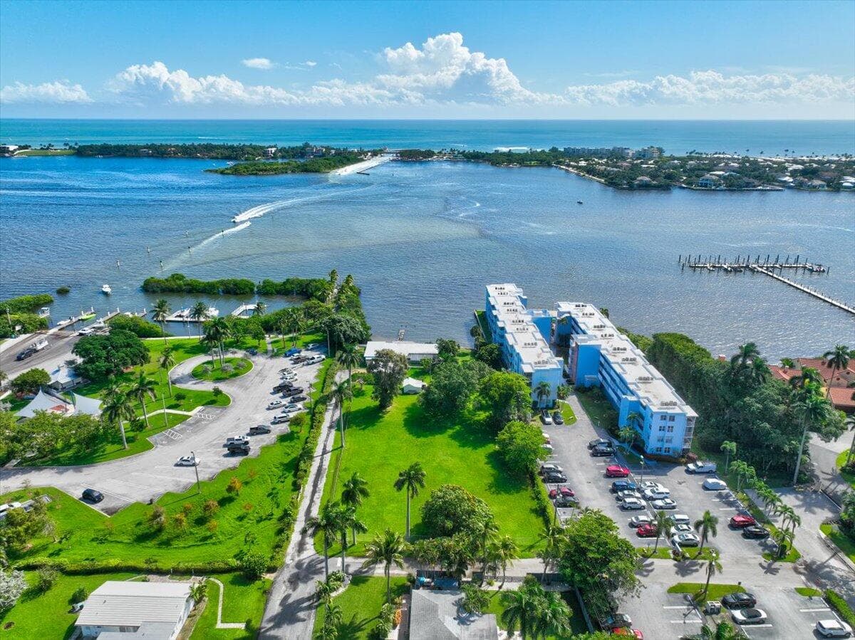 1810 New Palm Way 417, Boynton Beach, FL 33435 32