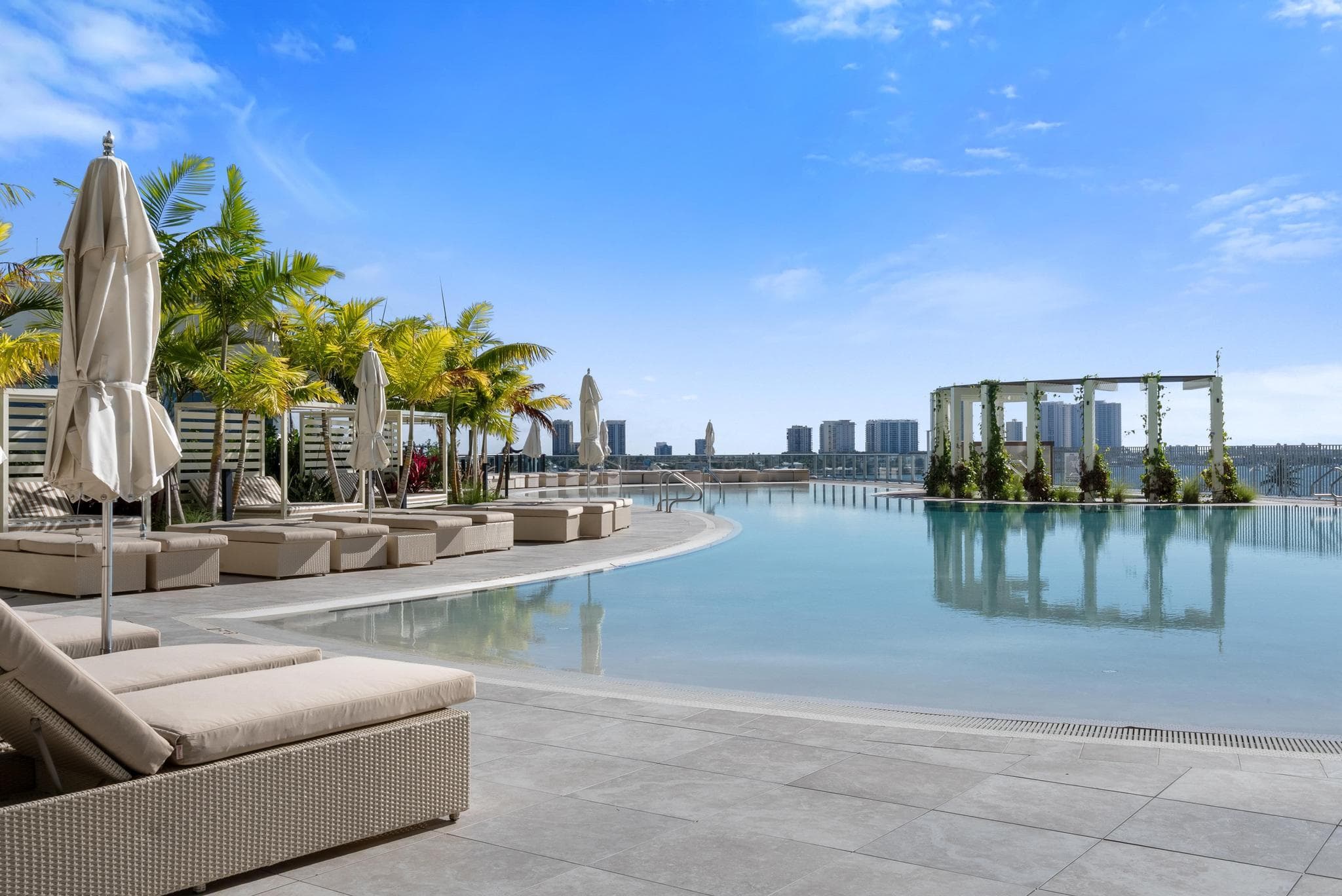 220 Lake Shore Drive 817, Lake Park, FL 33403 19