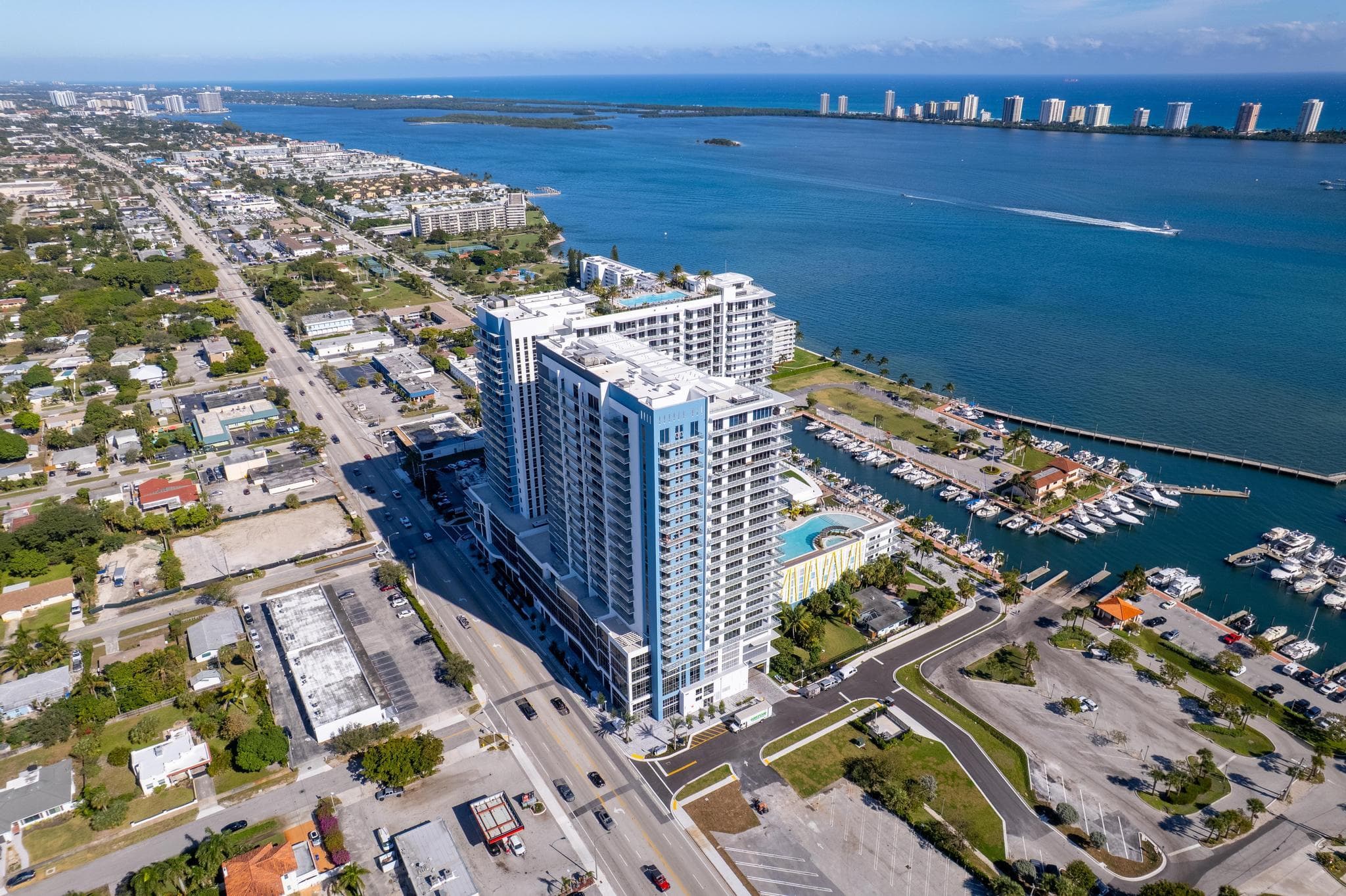 220 Lake Shore Drive 817, Lake Park, FL 33403 26
