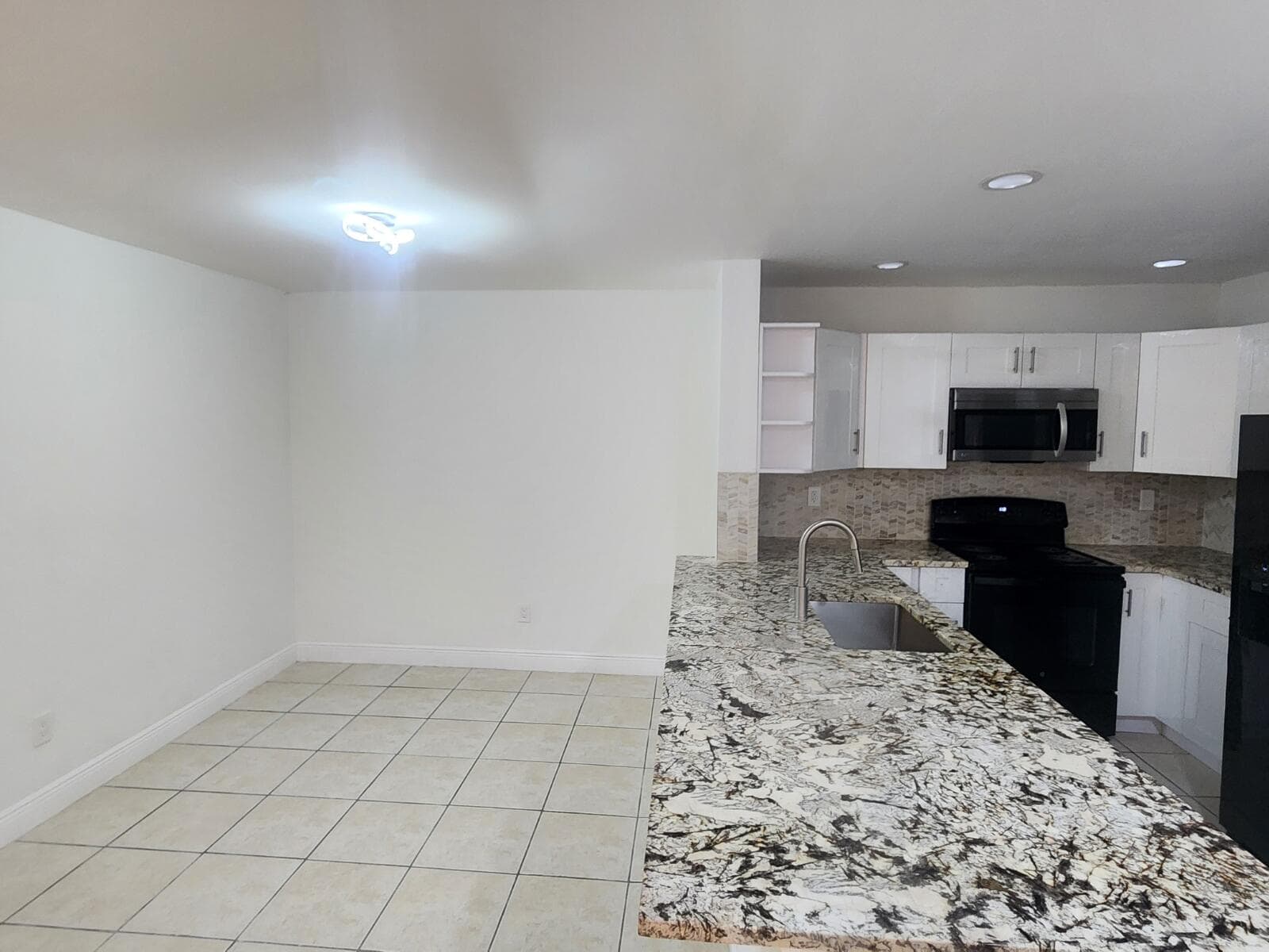 6013 10th Avenue N 208, Greenacres, FL 33463 5