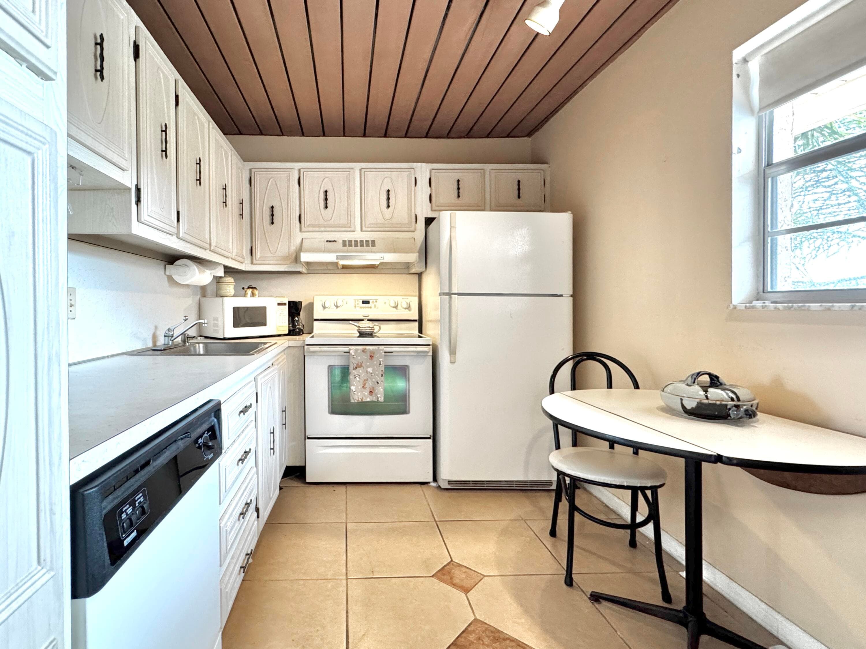 2515 NE 2nd Court 315, Boynton Beach, FL 33435 6