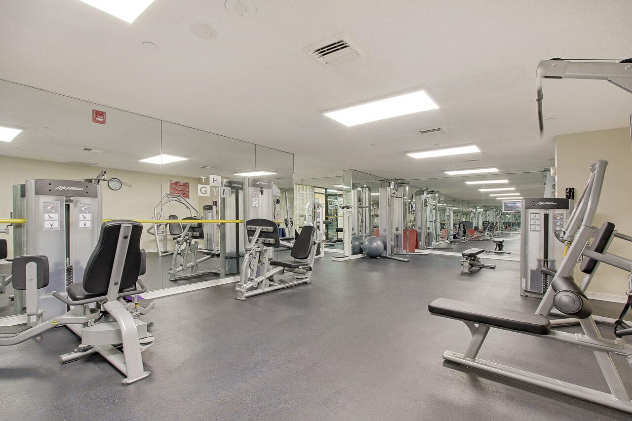 4000 N Ocean Drive 2503, Singer Island, FL 33404 35