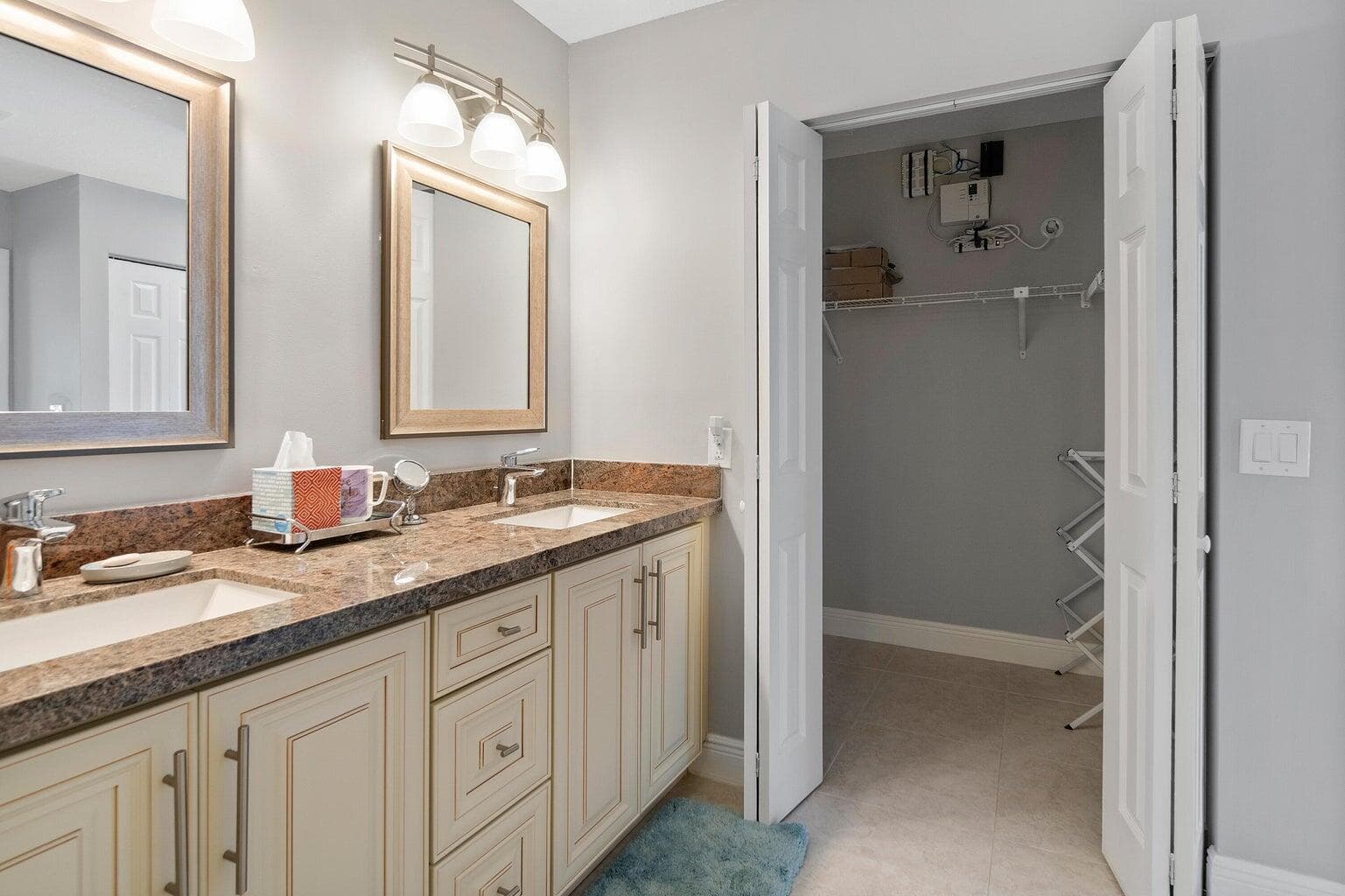 21863 Arriba Real 8-k, Boca Raton, FL 33433 16