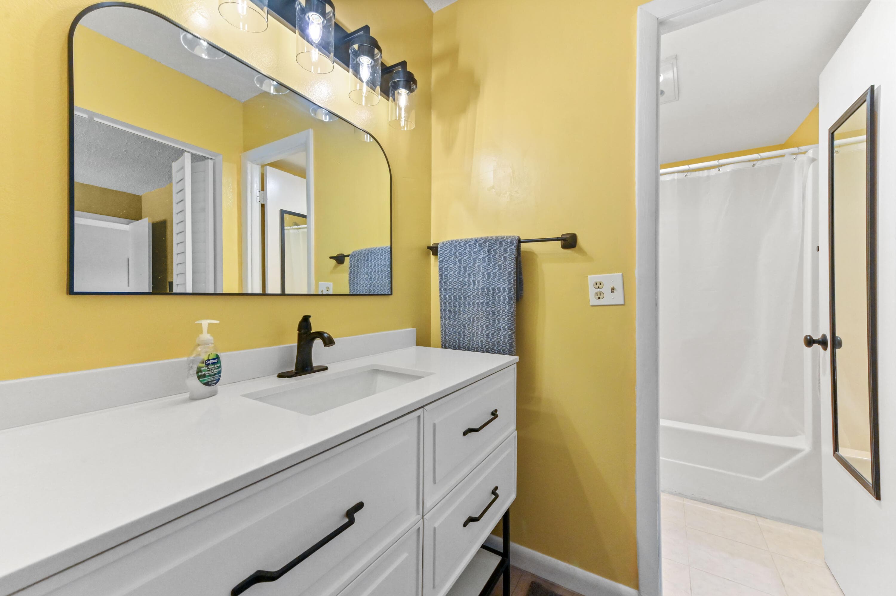 198 Lake Frances Drive, West Palm Beach, FL 33411 13