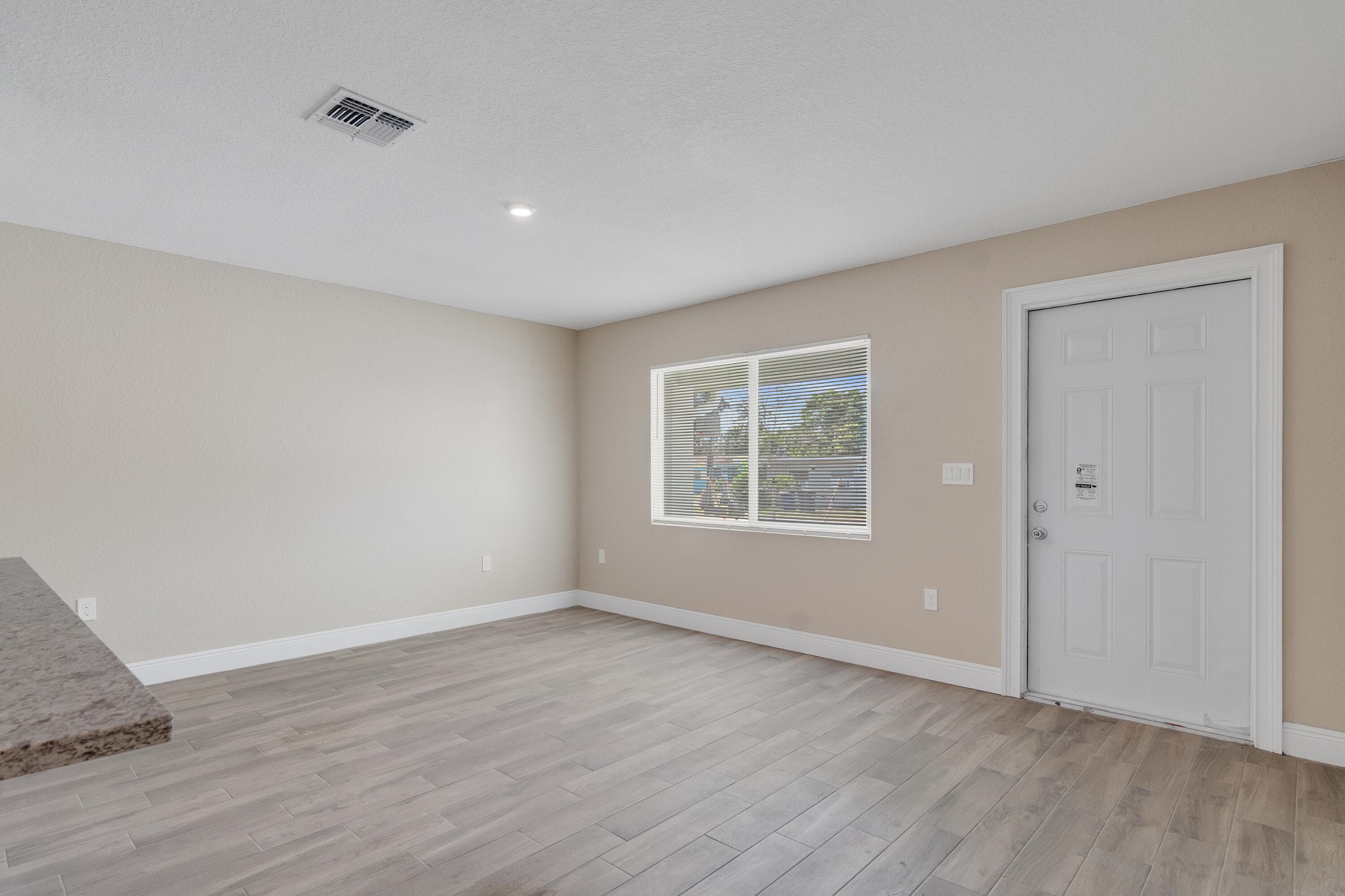 1405 Avenue G Apt A, Fort Pierce, FL 34950 11