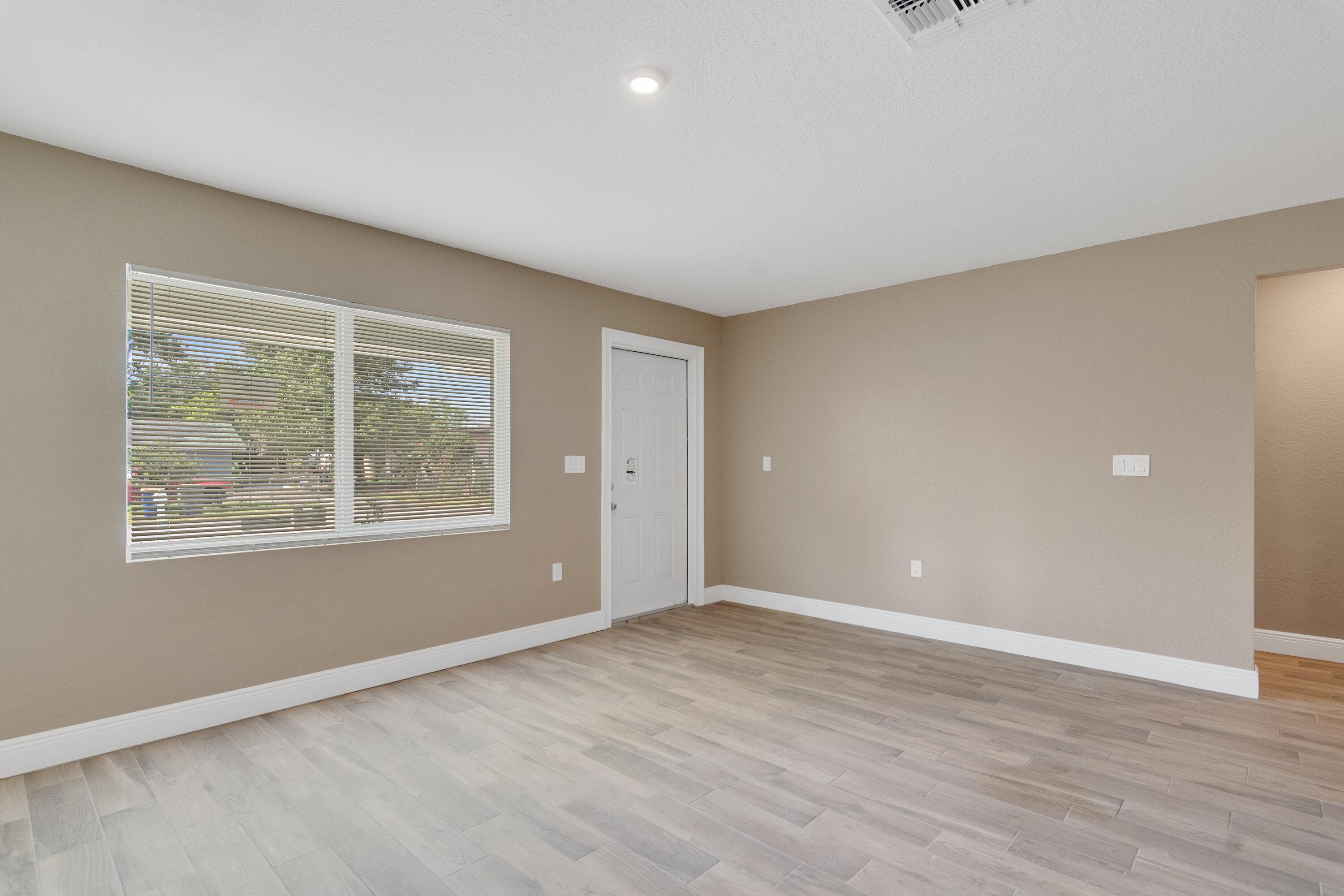 1405 Avenue G Apt A, Fort Pierce, FL 34950 12