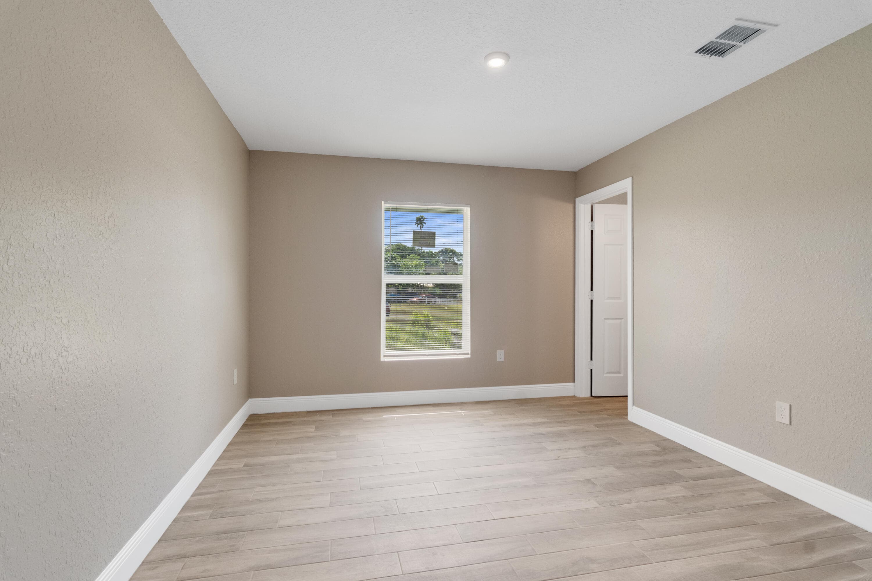 1405 Avenue G Apt A, Fort Pierce, FL 34950 14