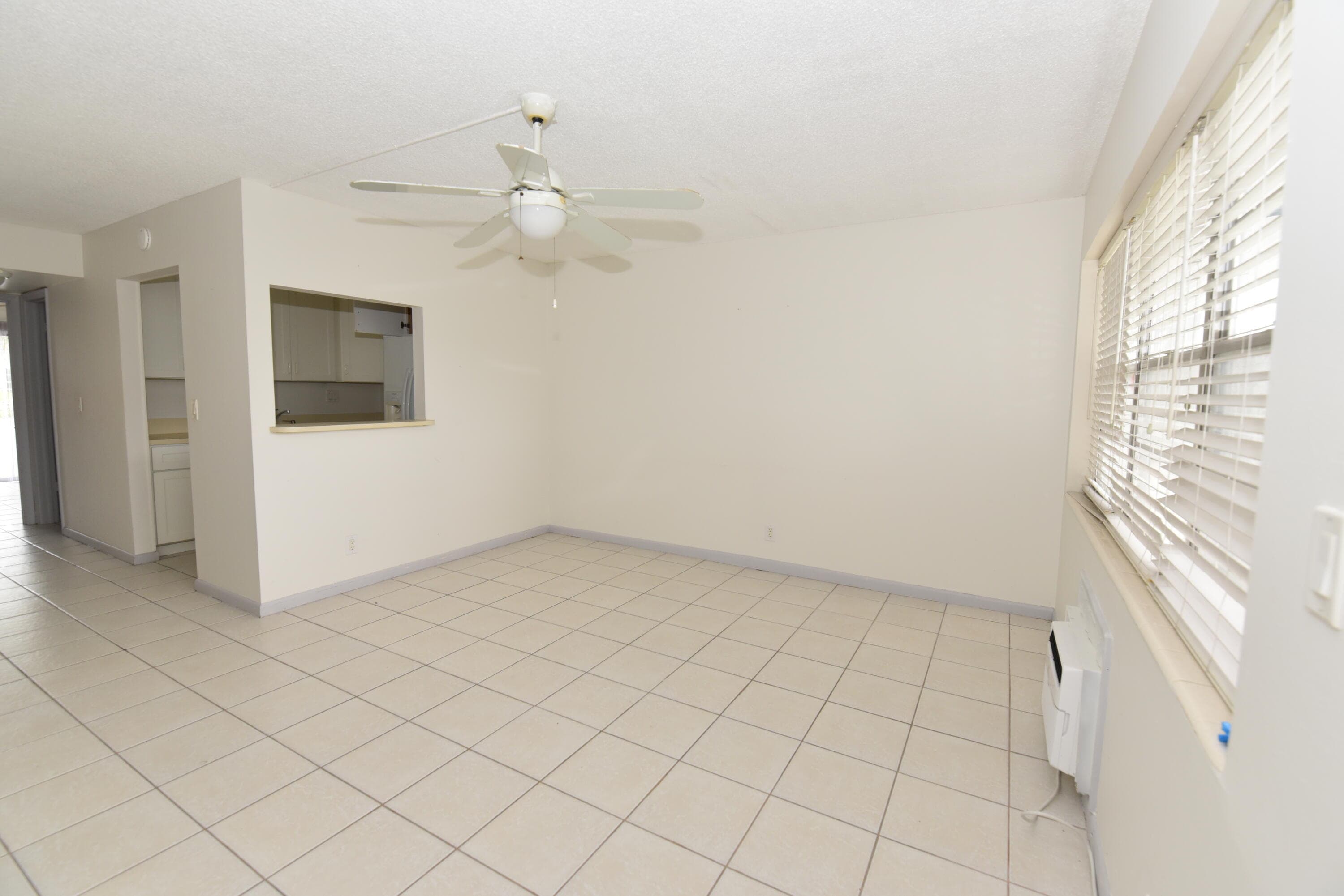 164 Andover G, West Palm Beach, FL 33417 3