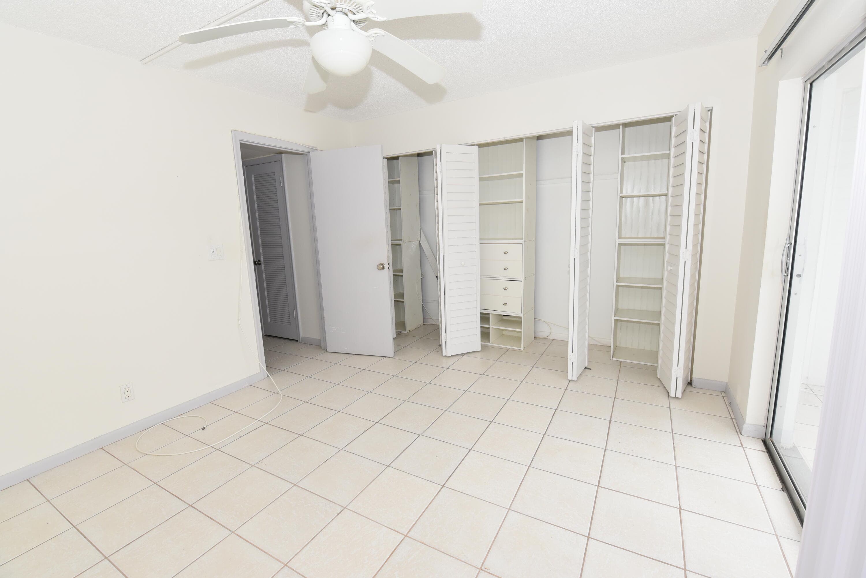164 Andover G, West Palm Beach, FL 33417 11
